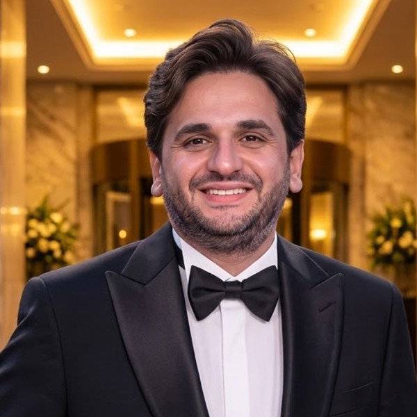 مصطفى خاطر