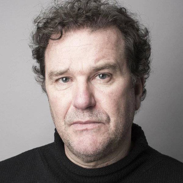 Douglas Hodge