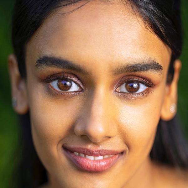 Watch Shabana Azeez's movies and TV series Online | Stream in HD on OSN+