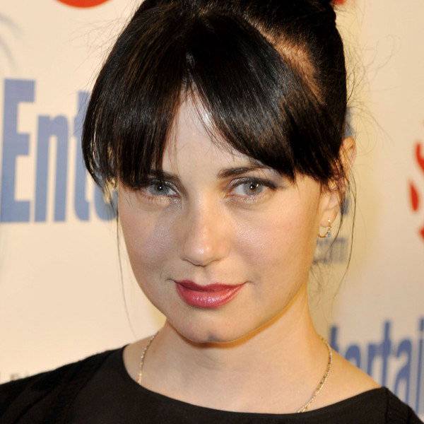 Mia Kirshner