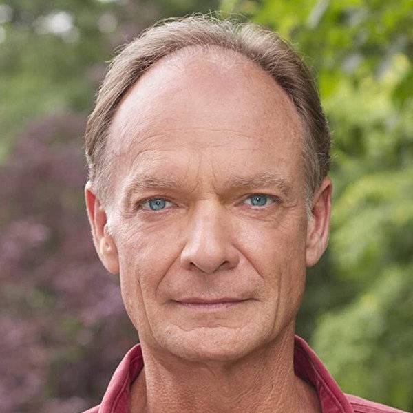 Carl Burrows