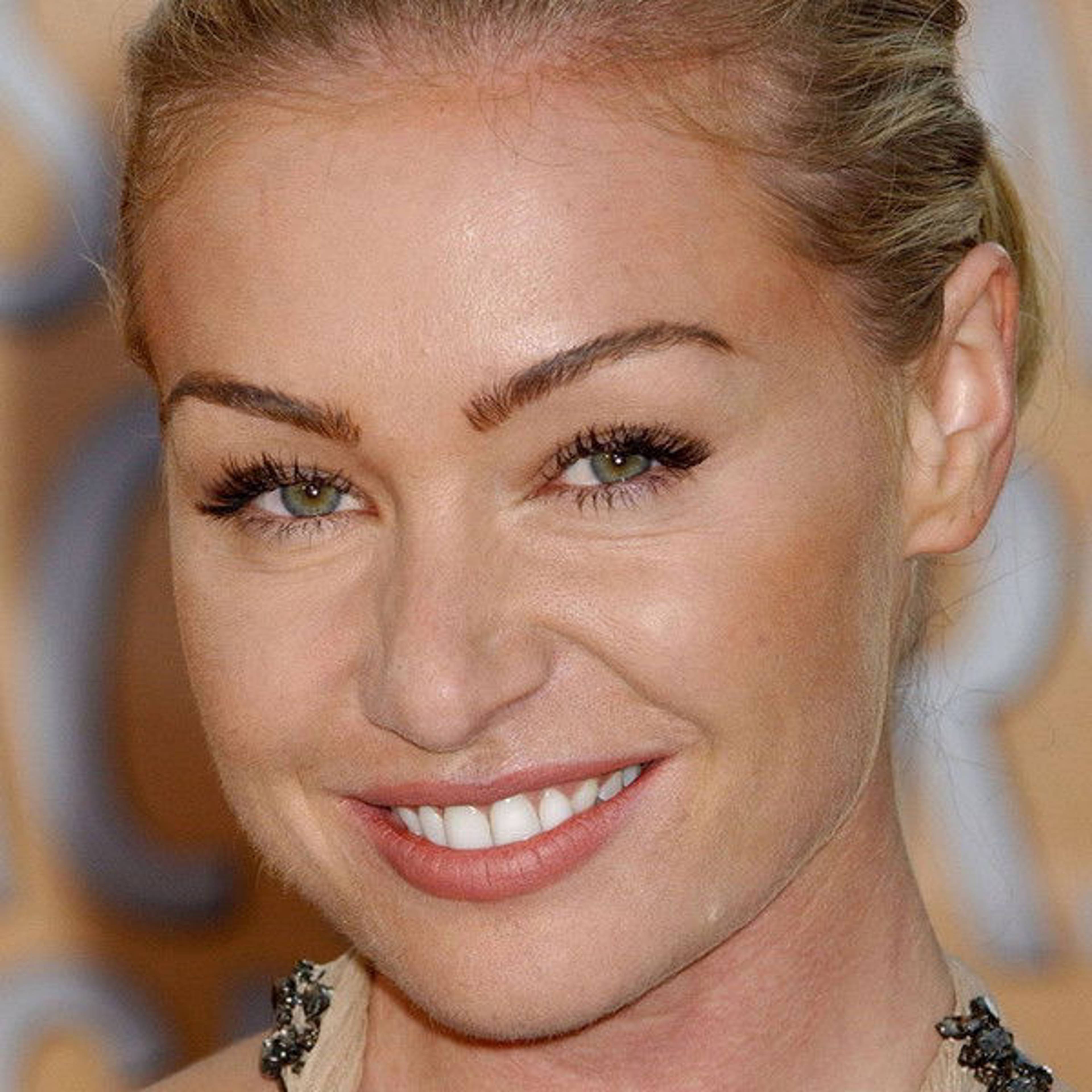 Watch Portia De Rossi's movies and TV series Online | Stream in HD on OSN+, image size:3840x3840