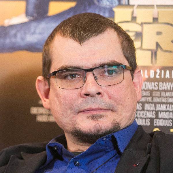 إميليس فيليفيش
