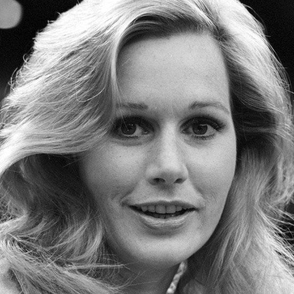 Sally Kellerman