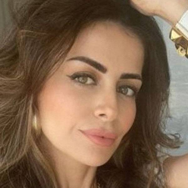 نينا علي