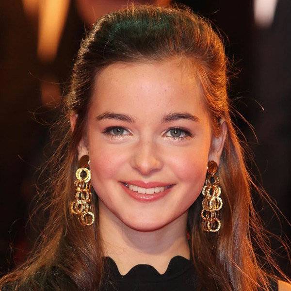 Celine Buckens