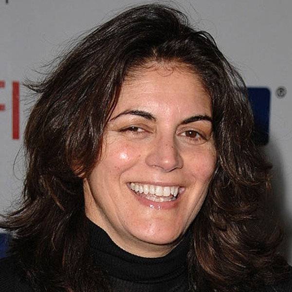 Cynthia Mort