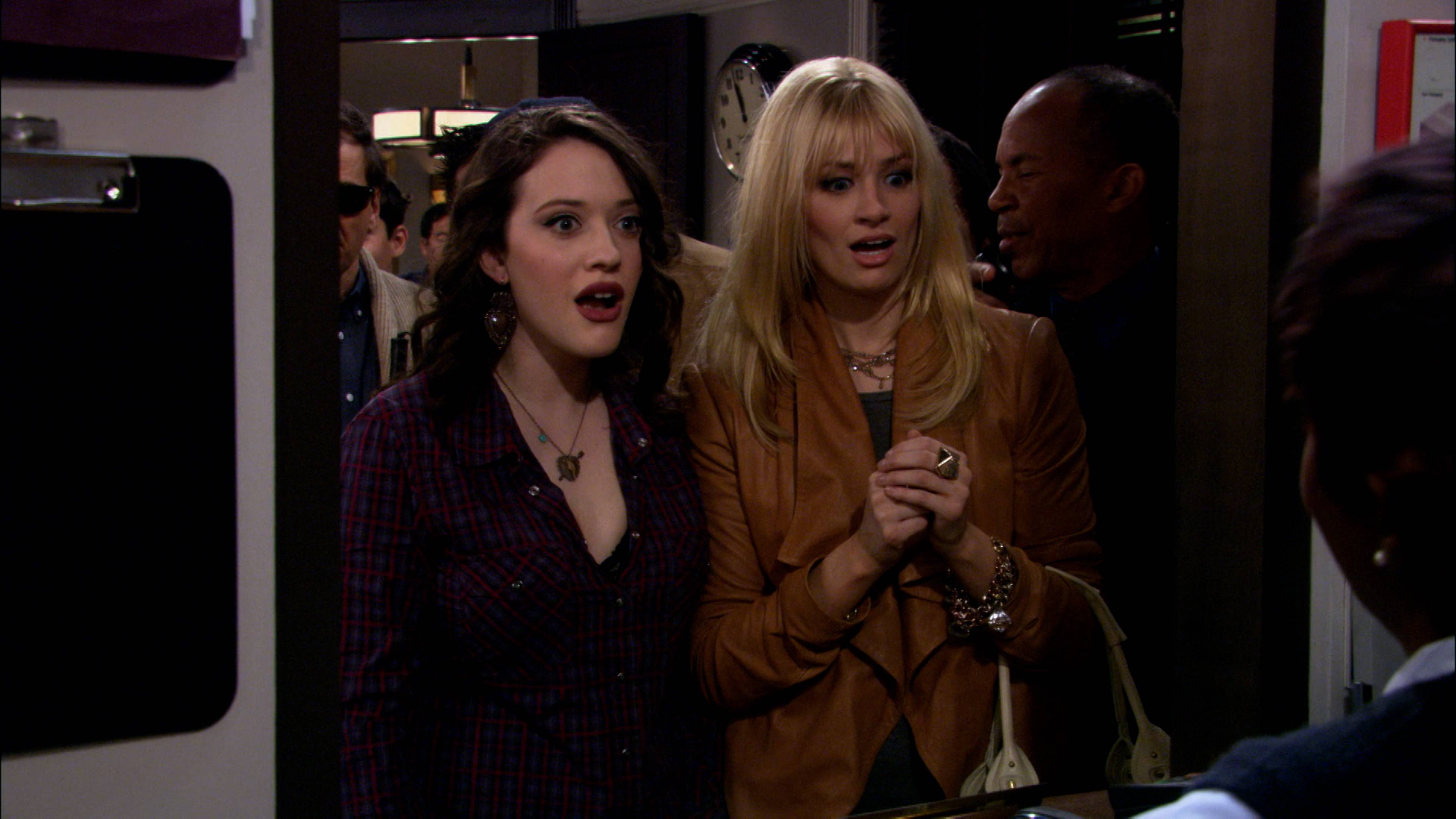 And The Messy Purse Smackdown