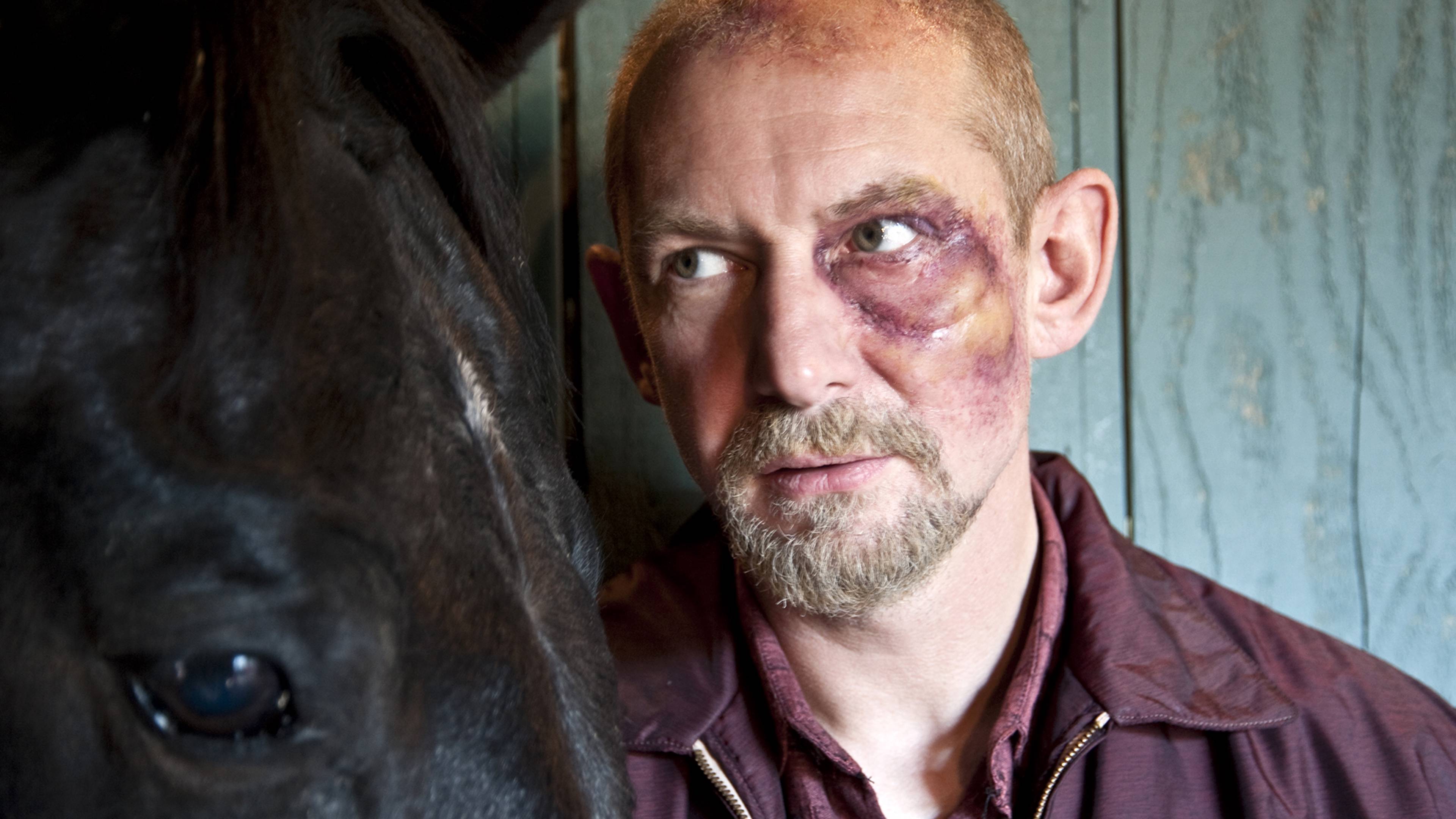 إيس ميتس وذ أيه تالينتيد ويز كيد