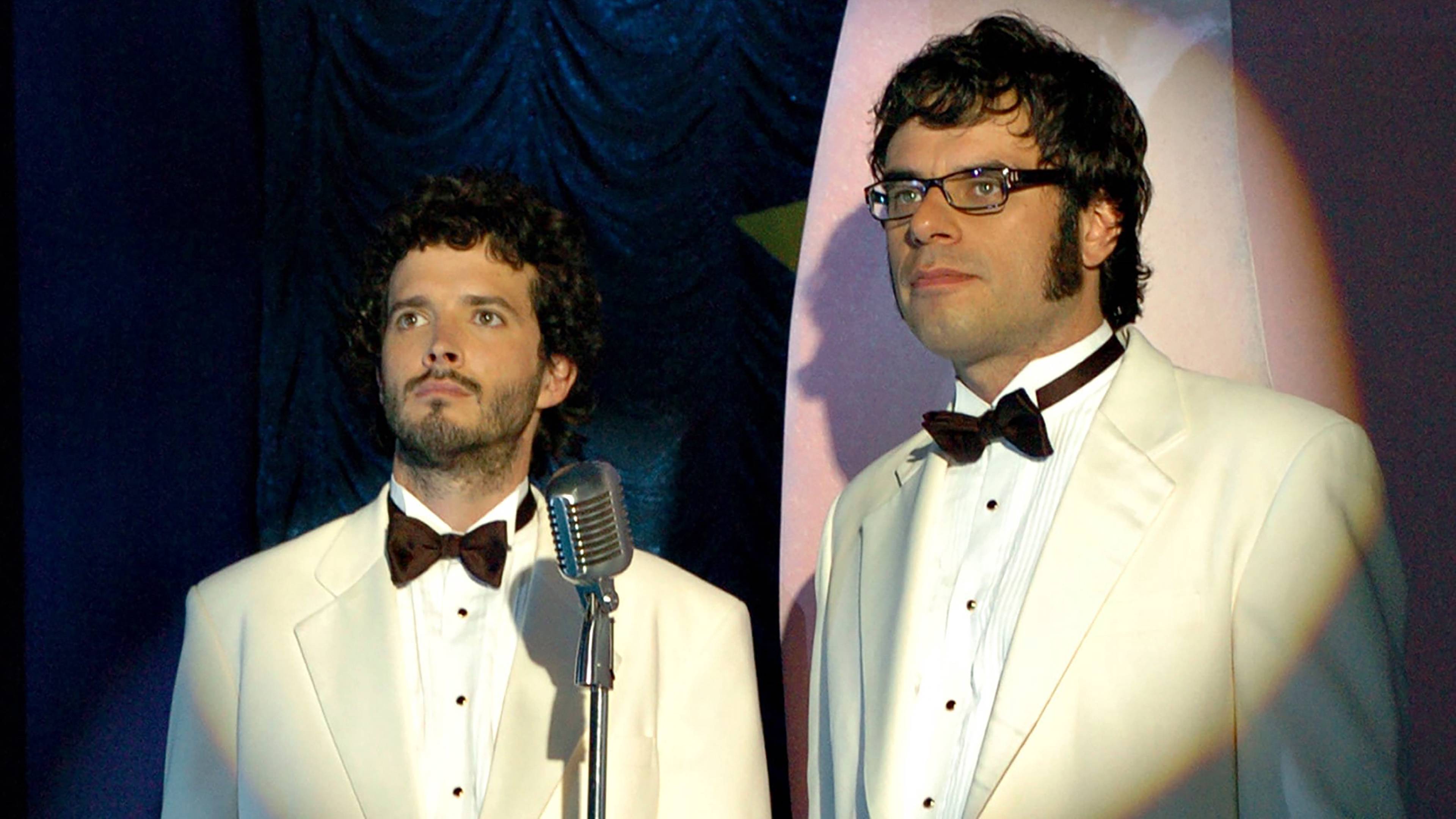 وات غوز أون تور