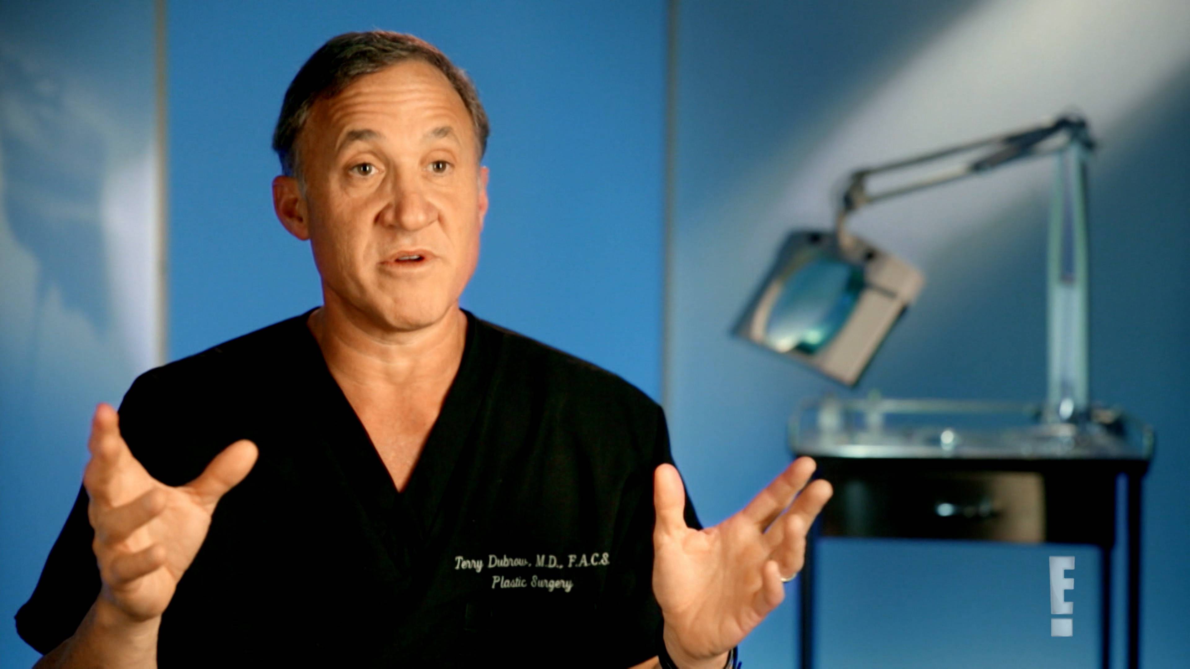 أتاك أوف ذا 3000 سي سي إمبلانتس