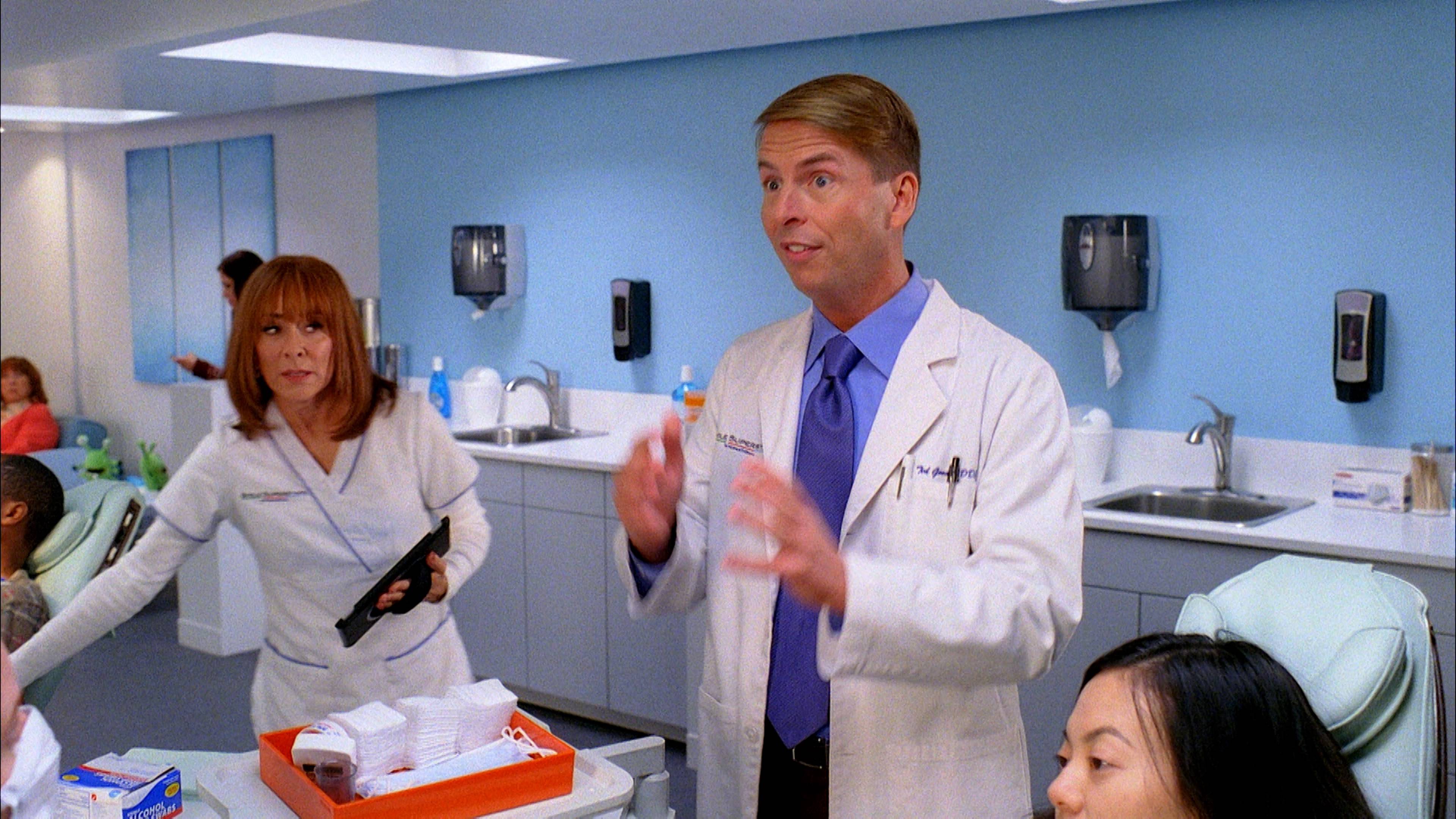 طيور على أشكالها