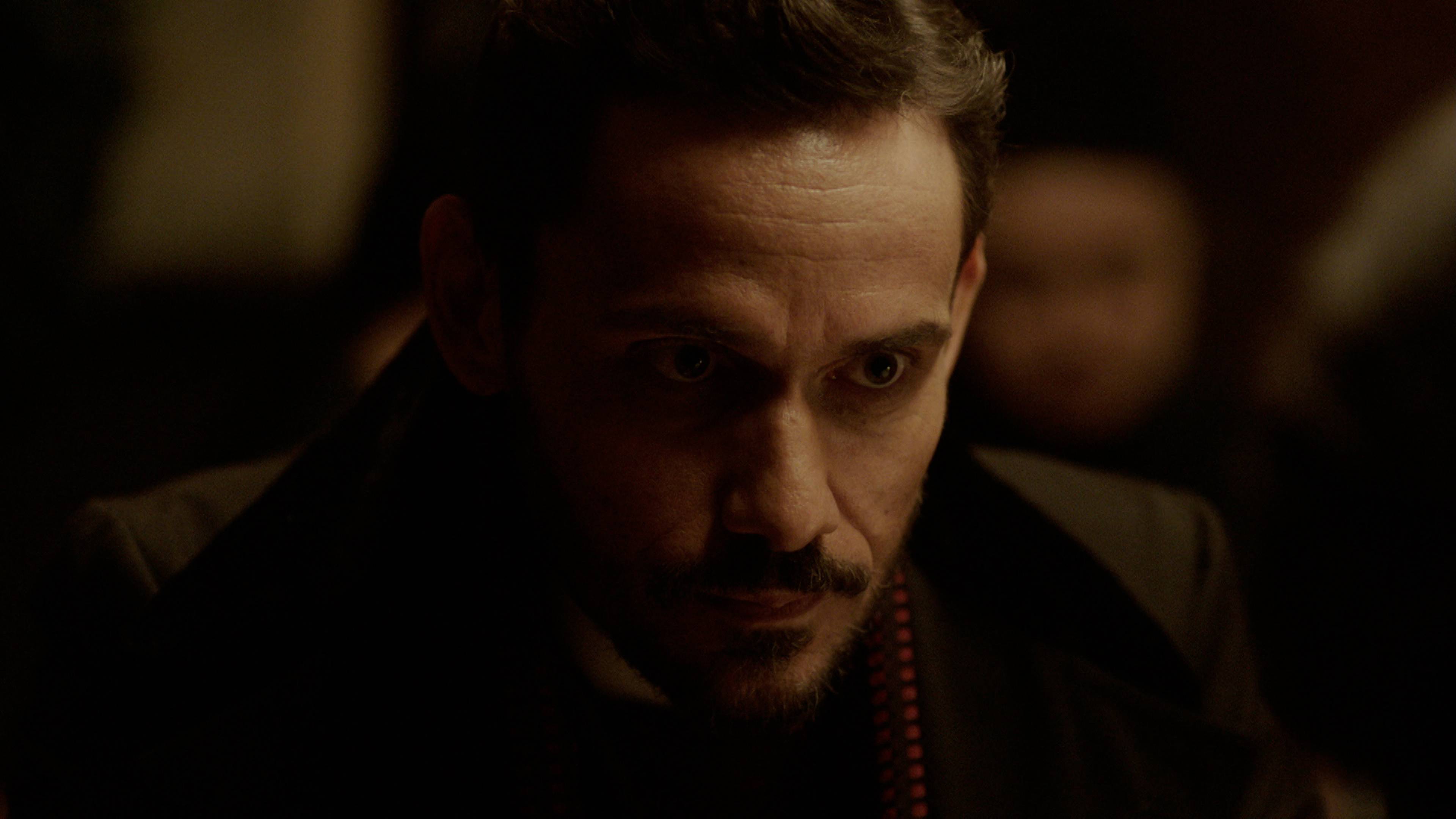 الخير والشر يجتمعان معاً