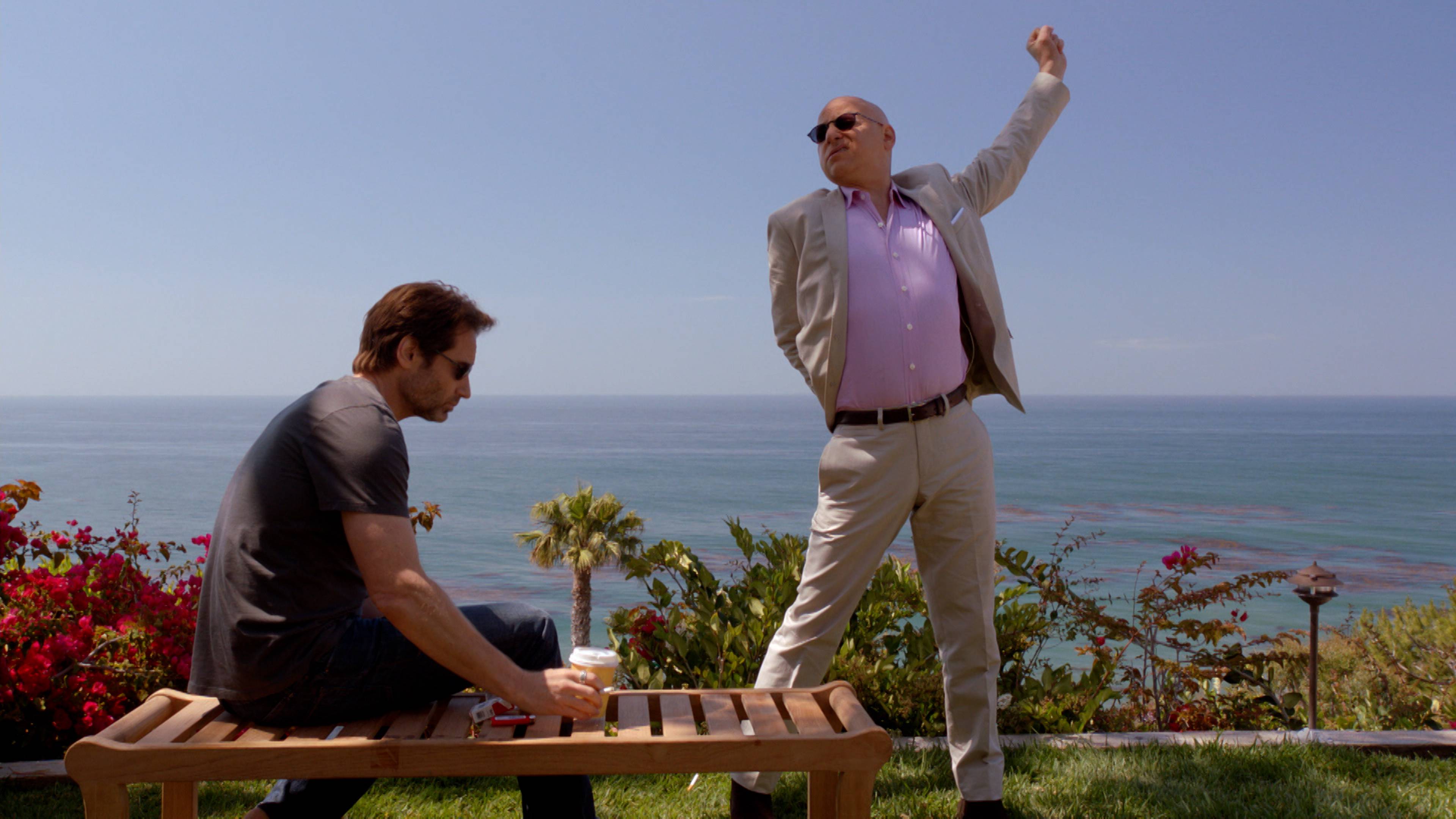 المتخاذلون