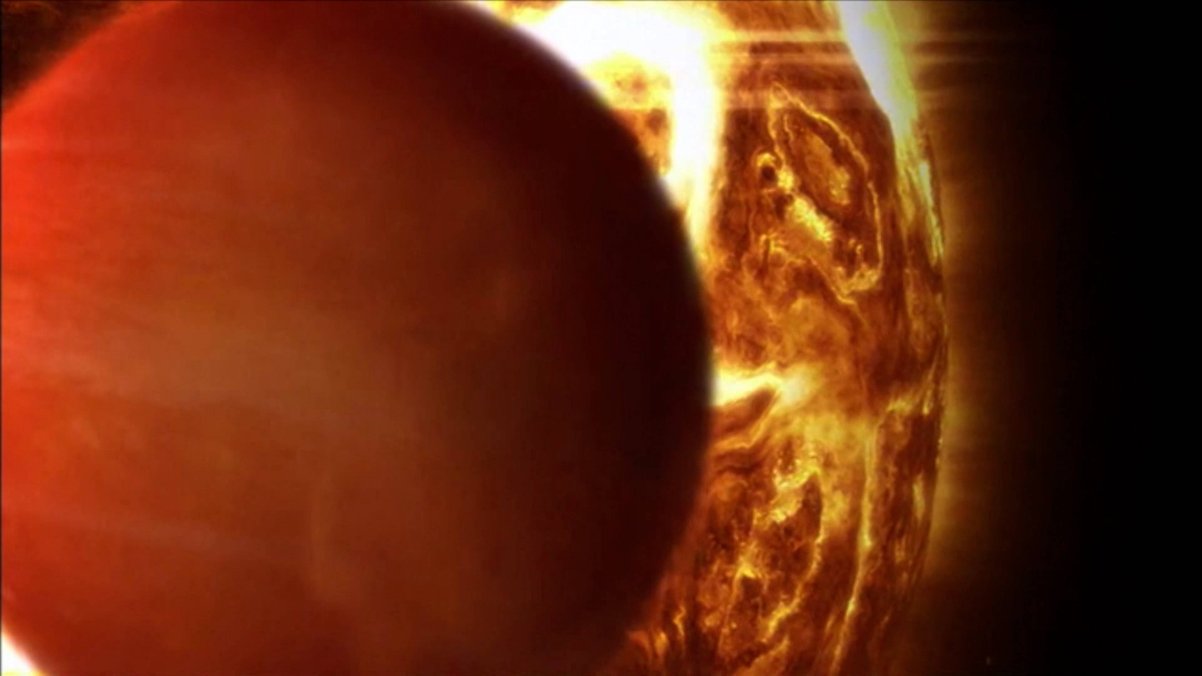 العاصفة الحمراء تنهض