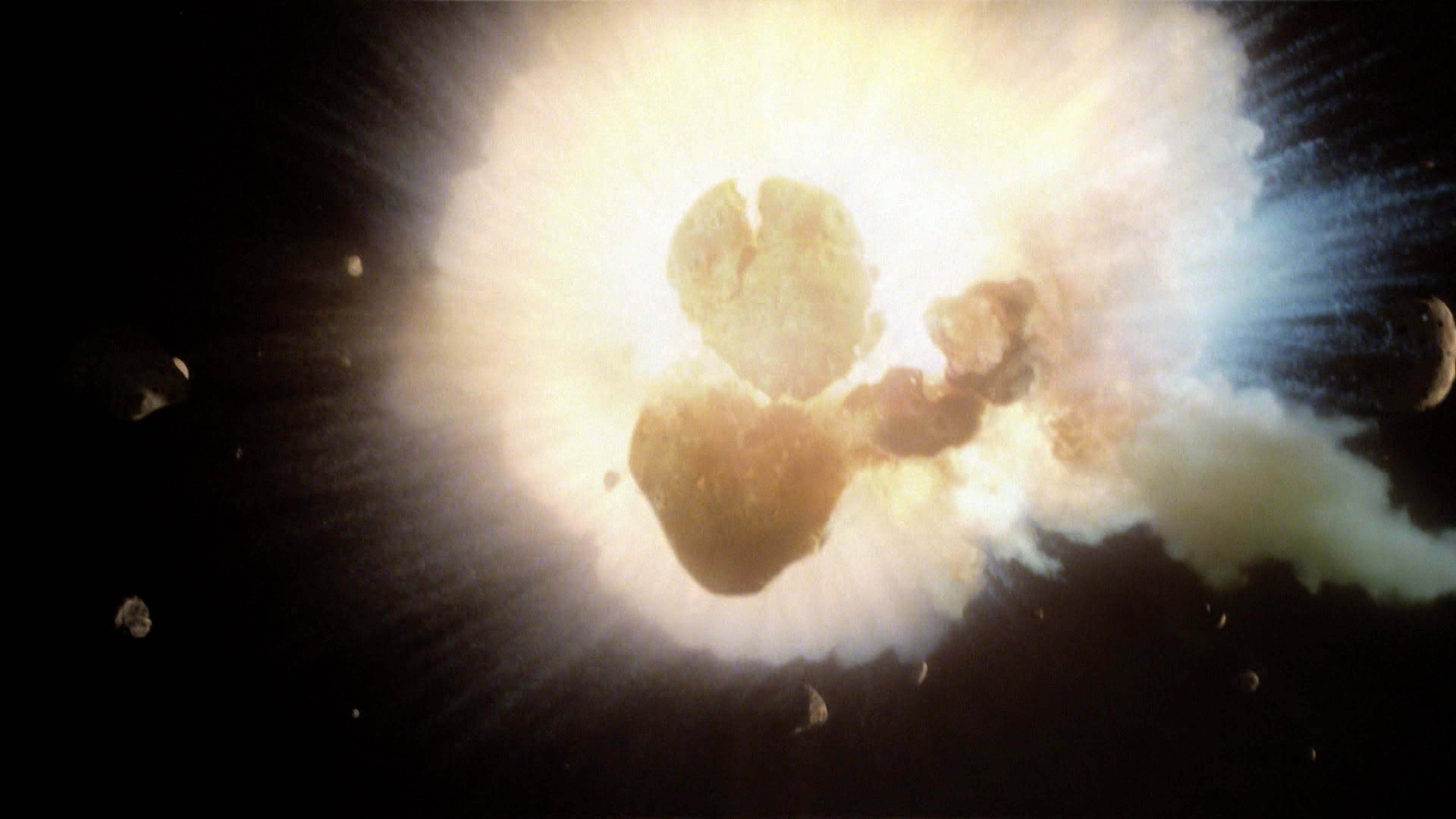 هجوم كرات الرعد