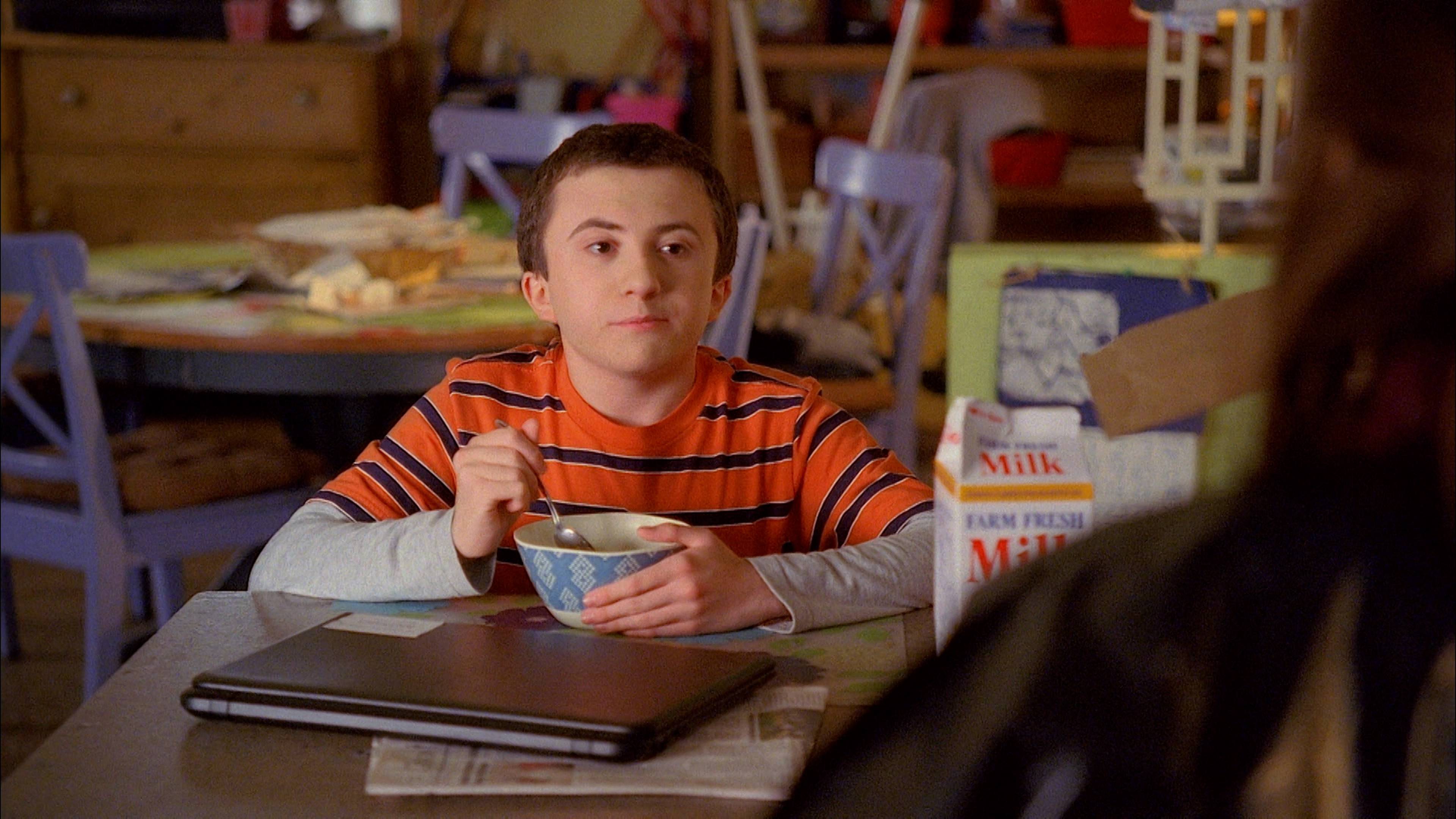 آسف ليس آسف