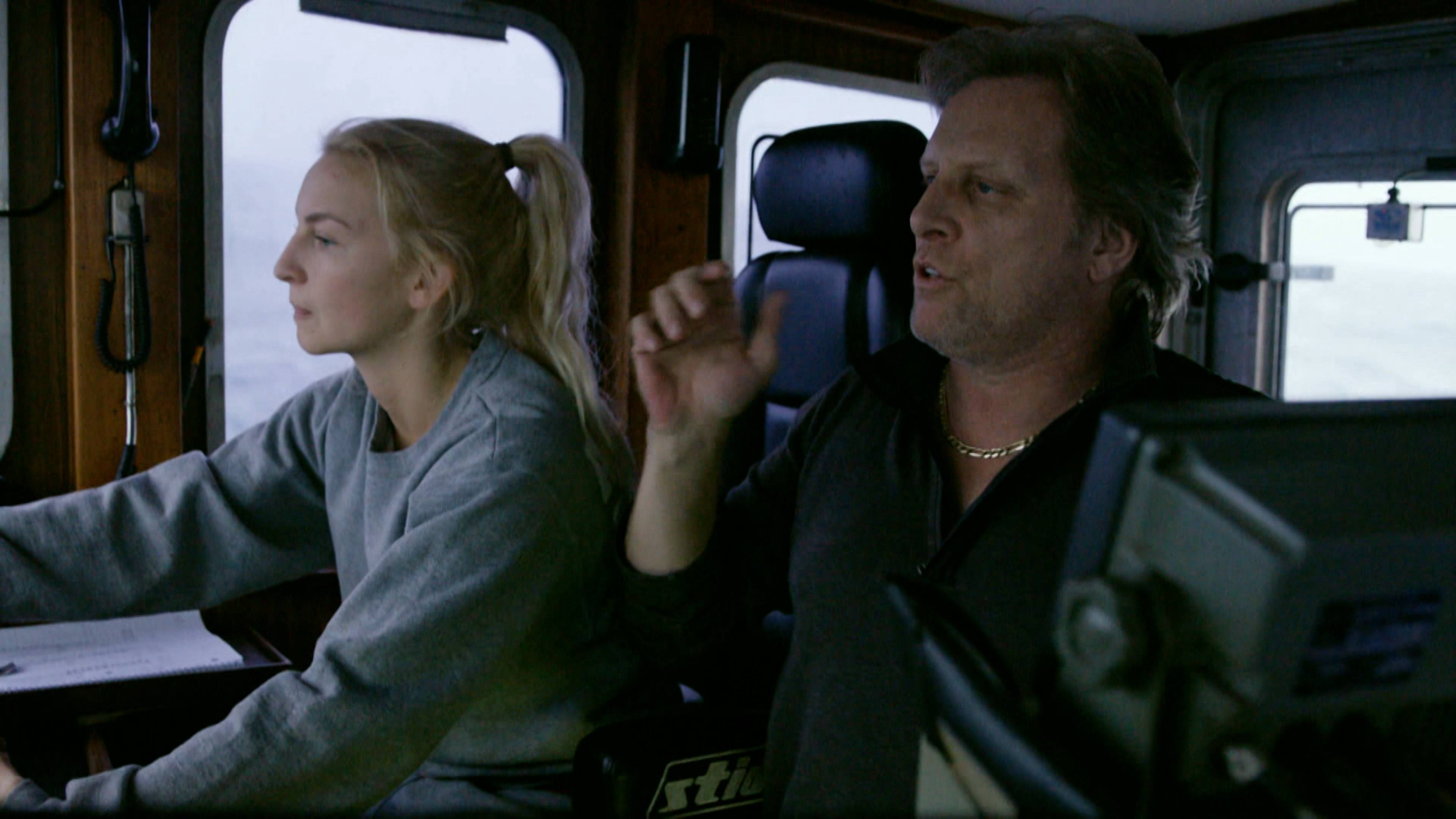 غير قابل للكسر