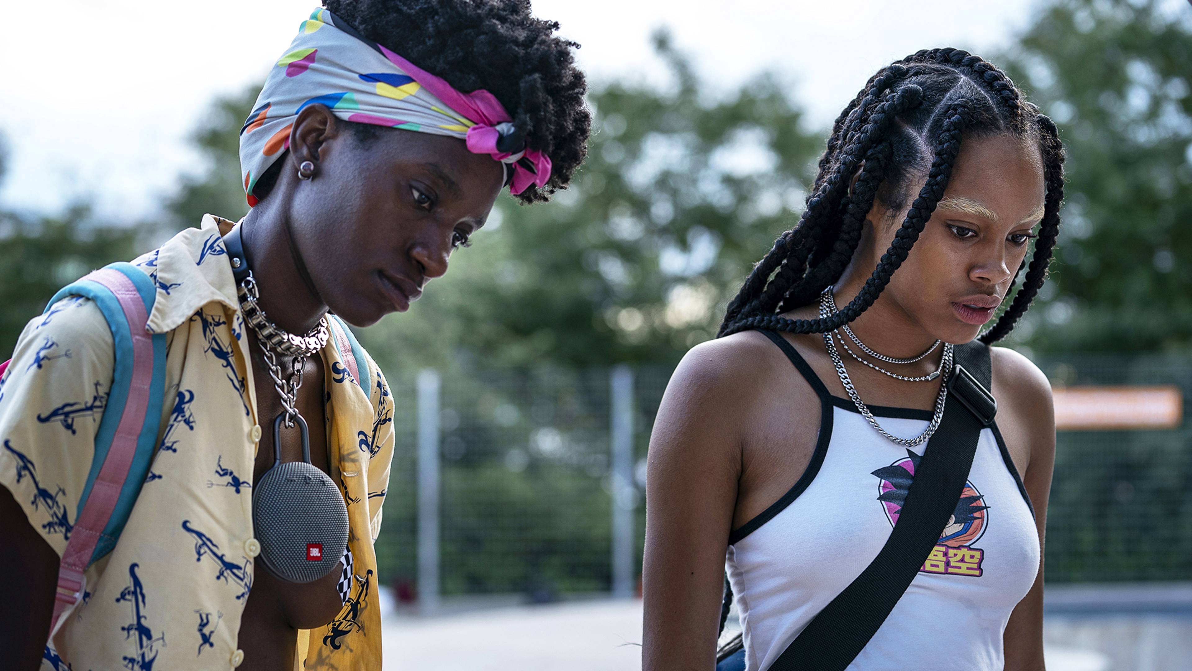 هابي بيرثداي، تايلور