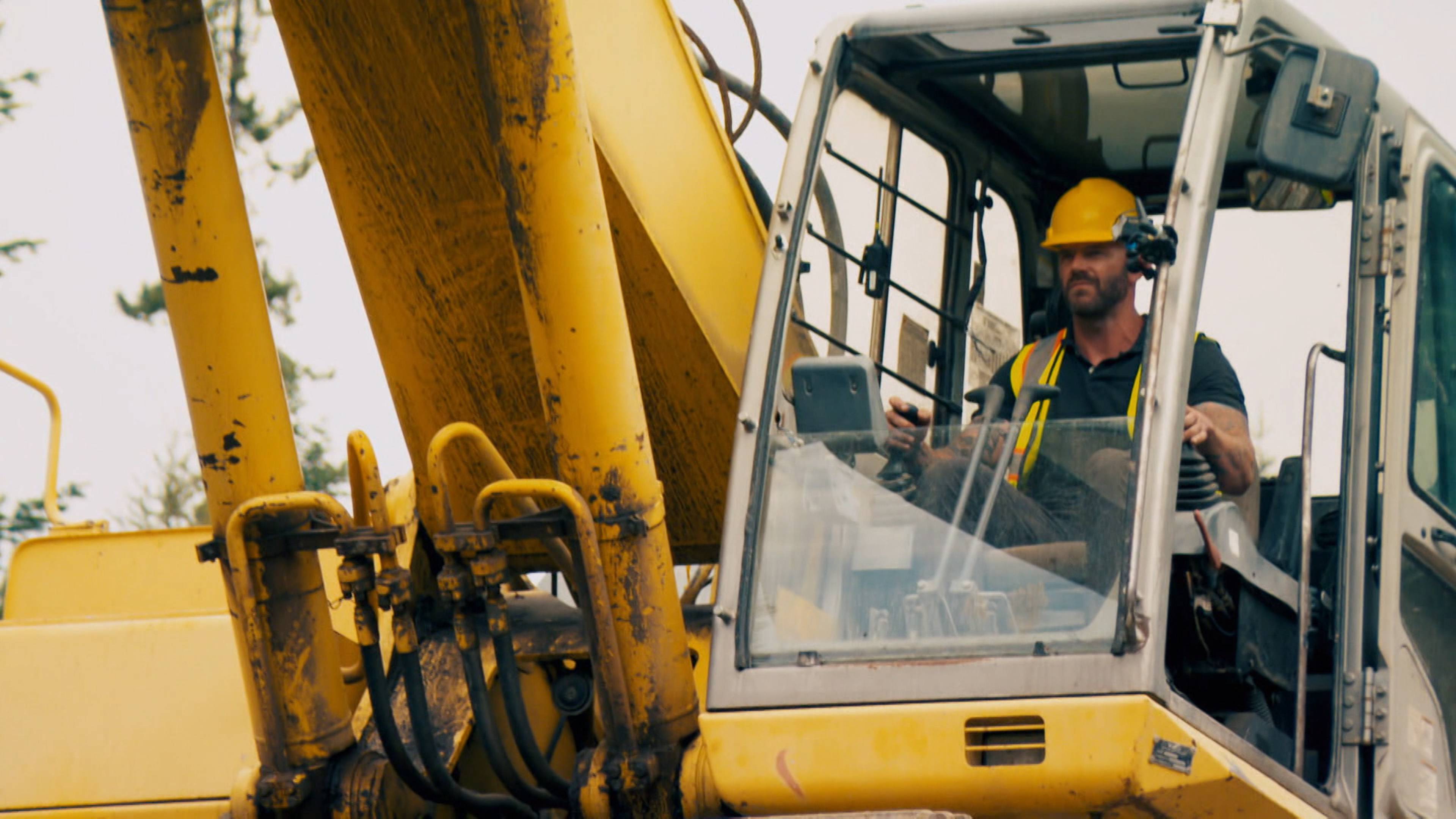 Big Red vs. Sluicifer