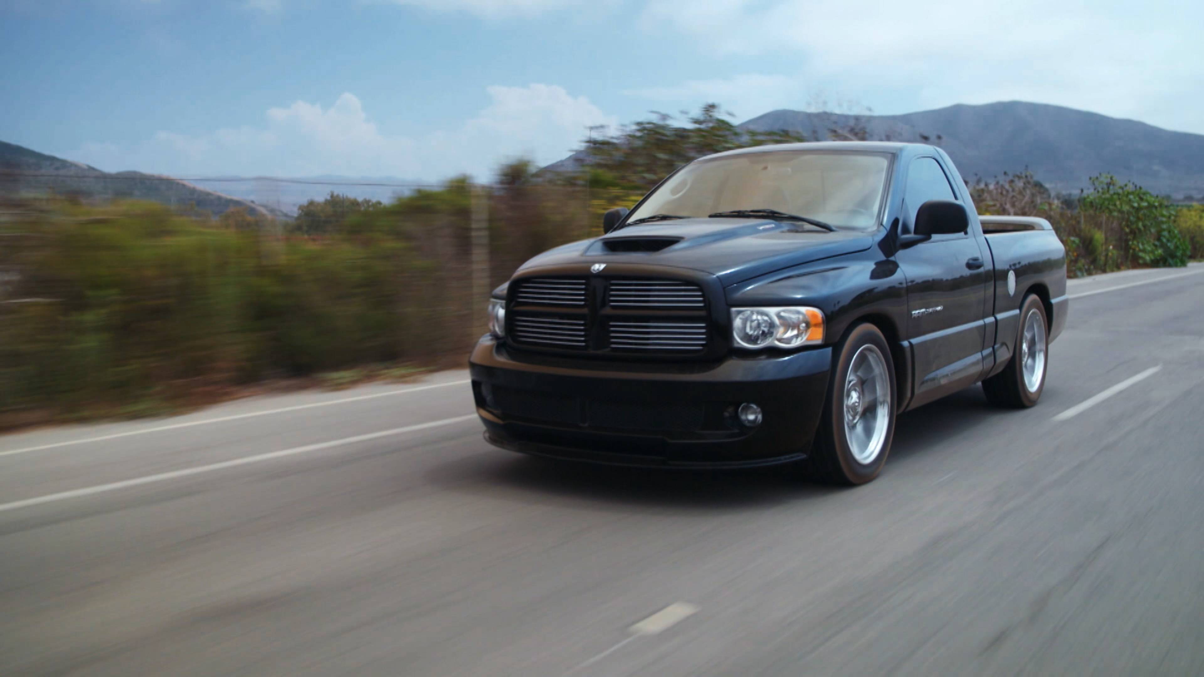 2004 Dodge Ram Srt10