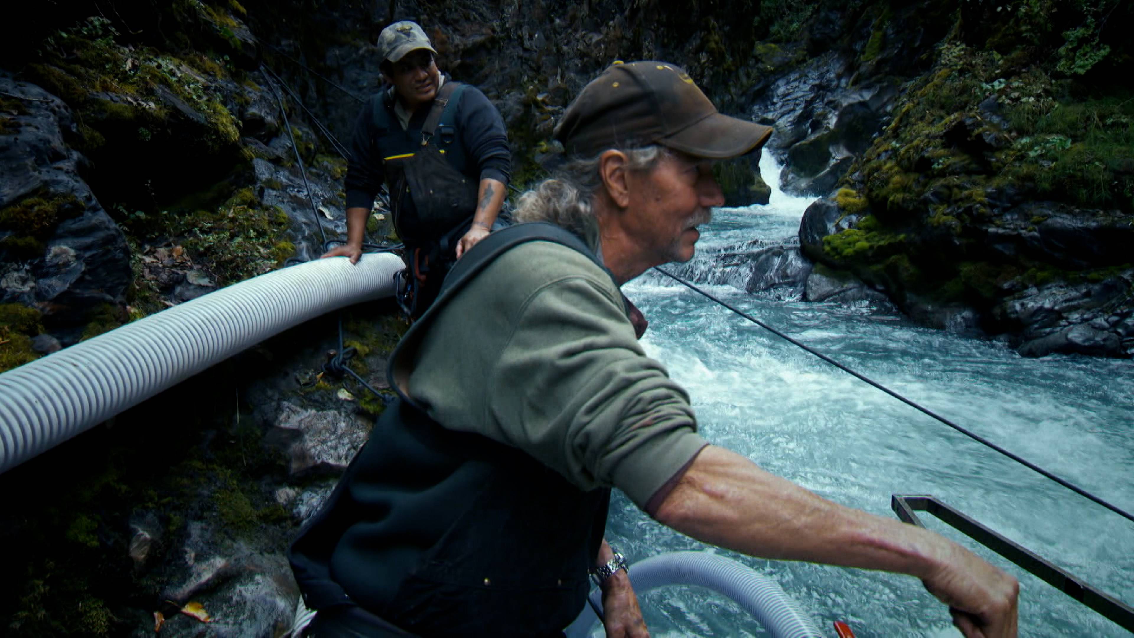 وادي الصخور المتساقطة