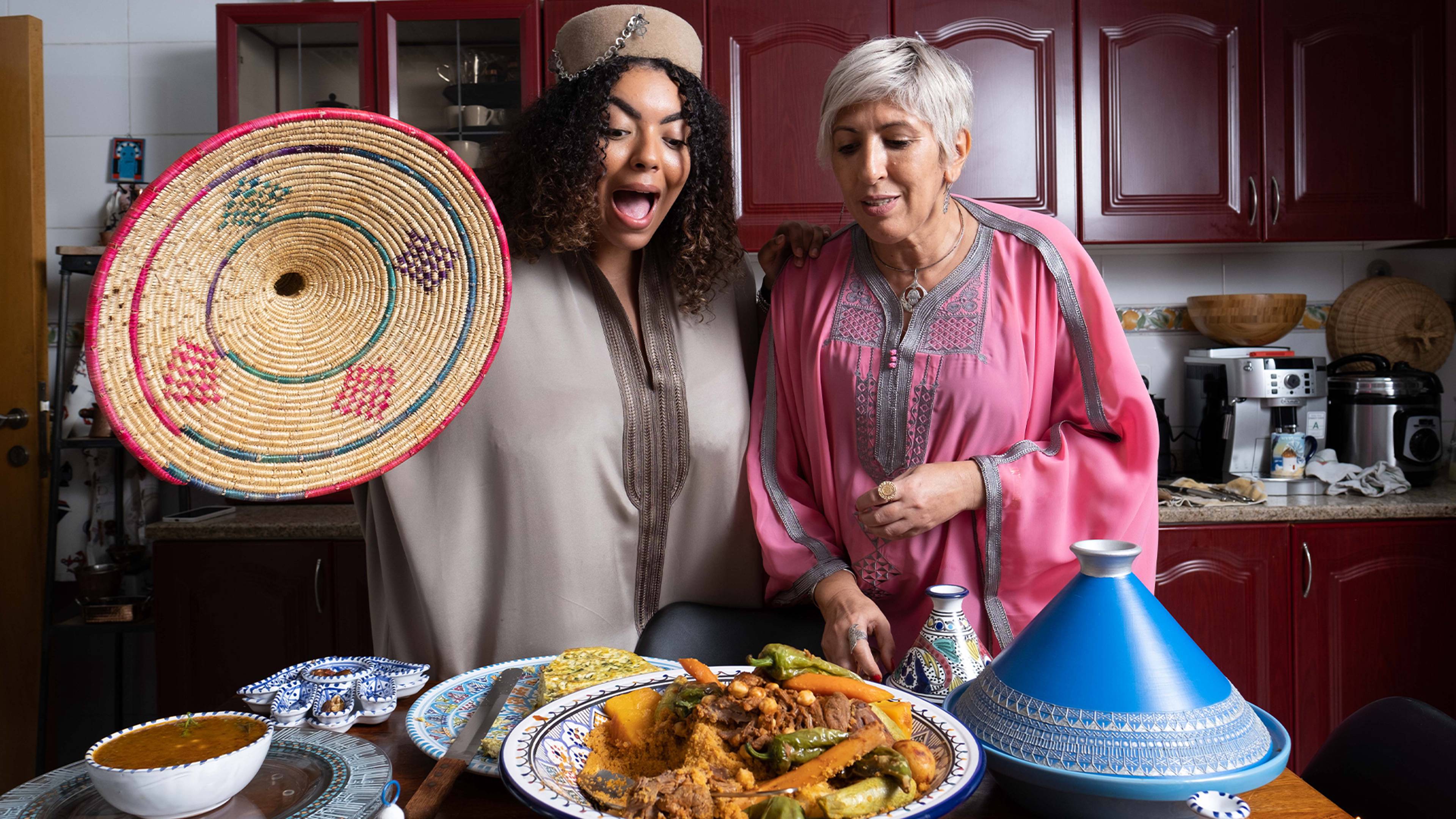 كوثر واماني توم وجيري