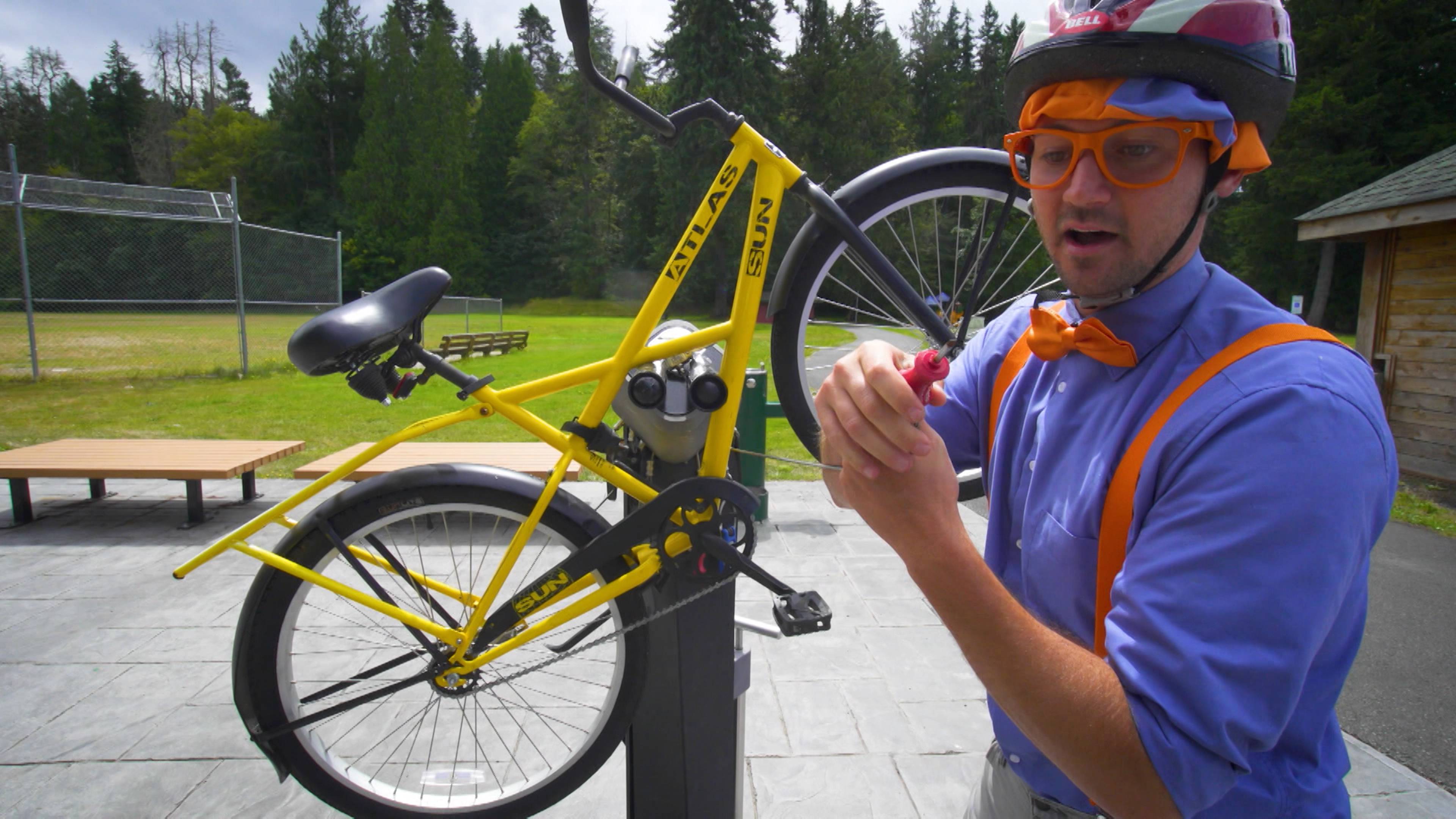 Blippi Explores Tenino City On His Bicycle