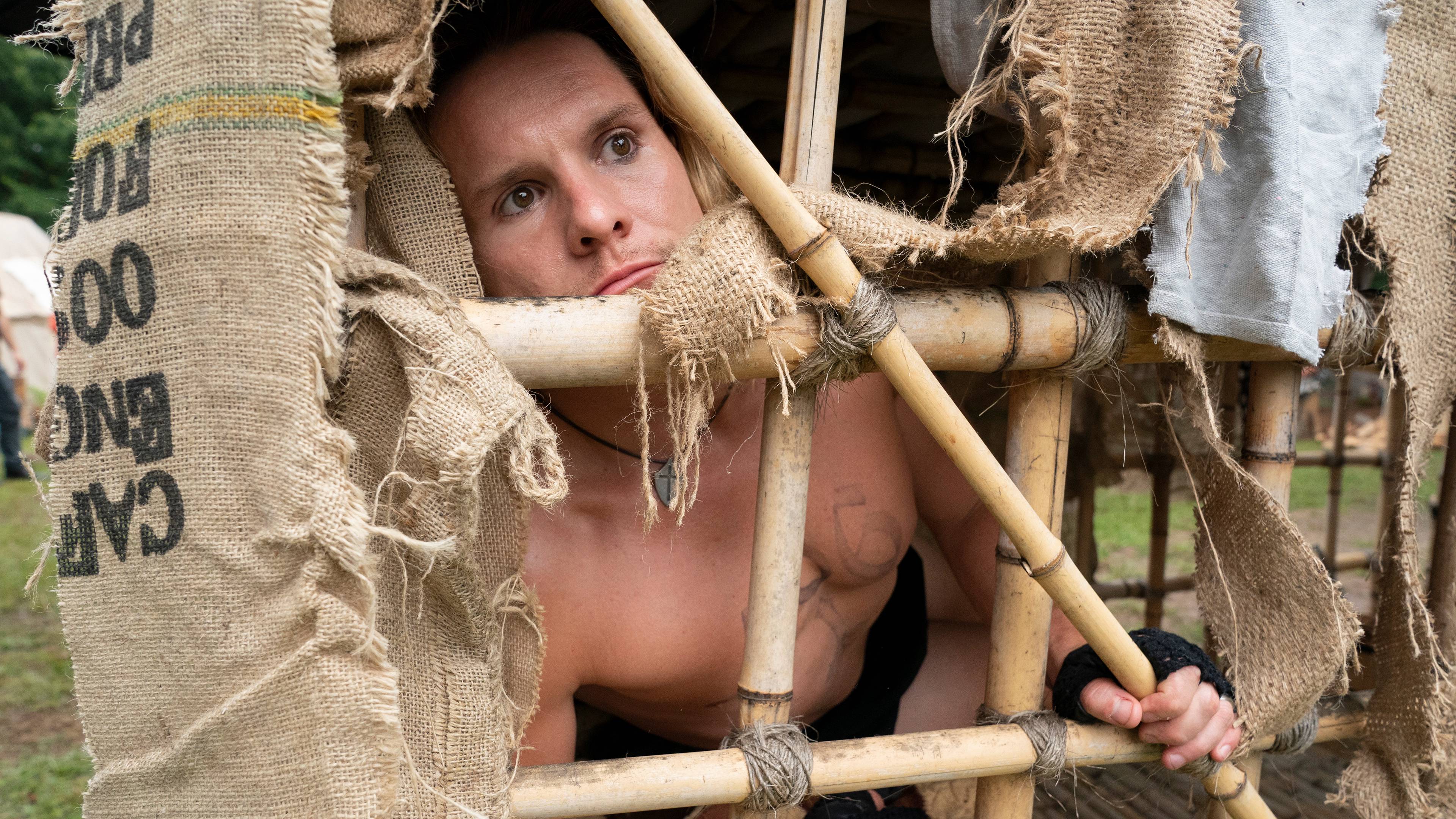 نافر افانج يورسيلفز