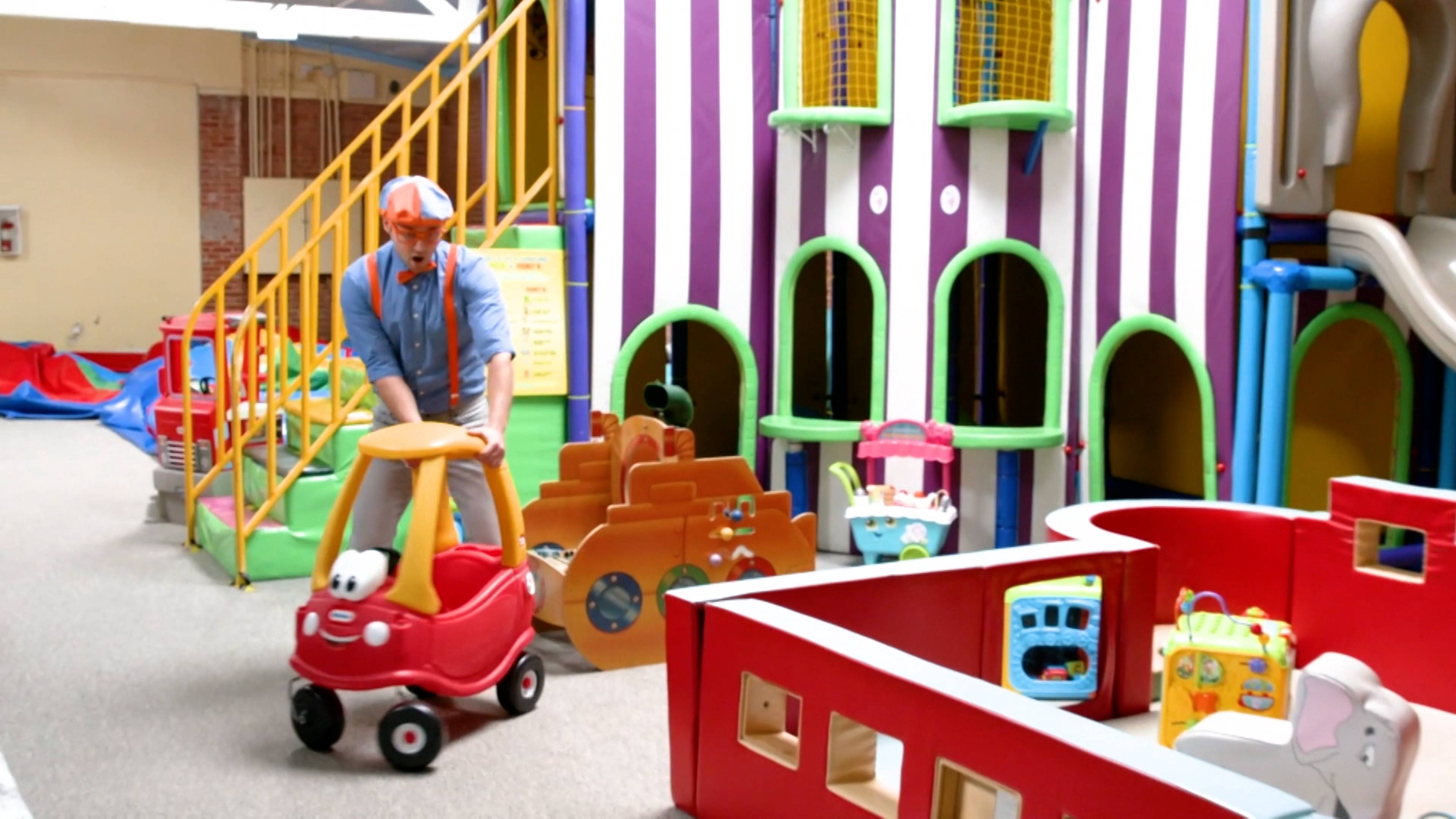 Amy's Playground - Learning Colours