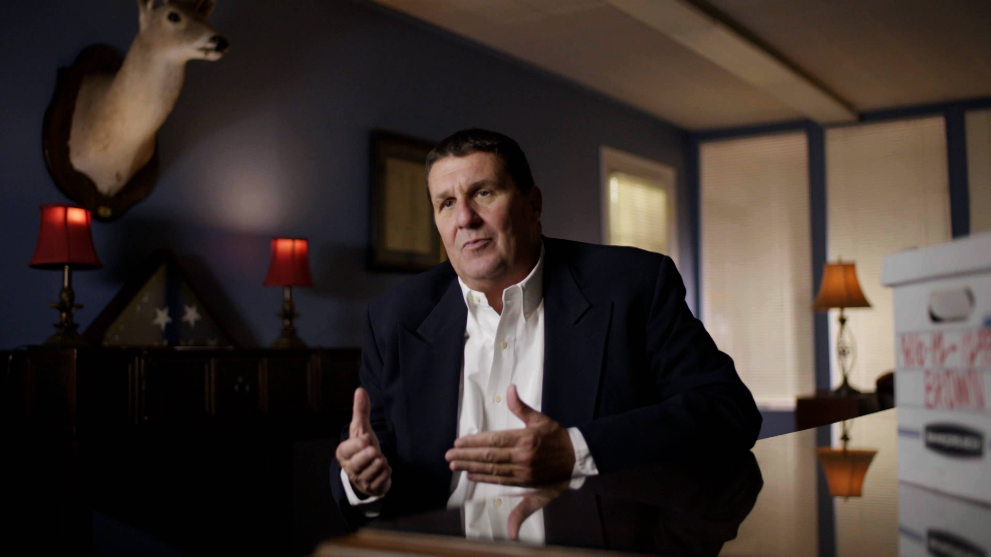 أين توم براون؟