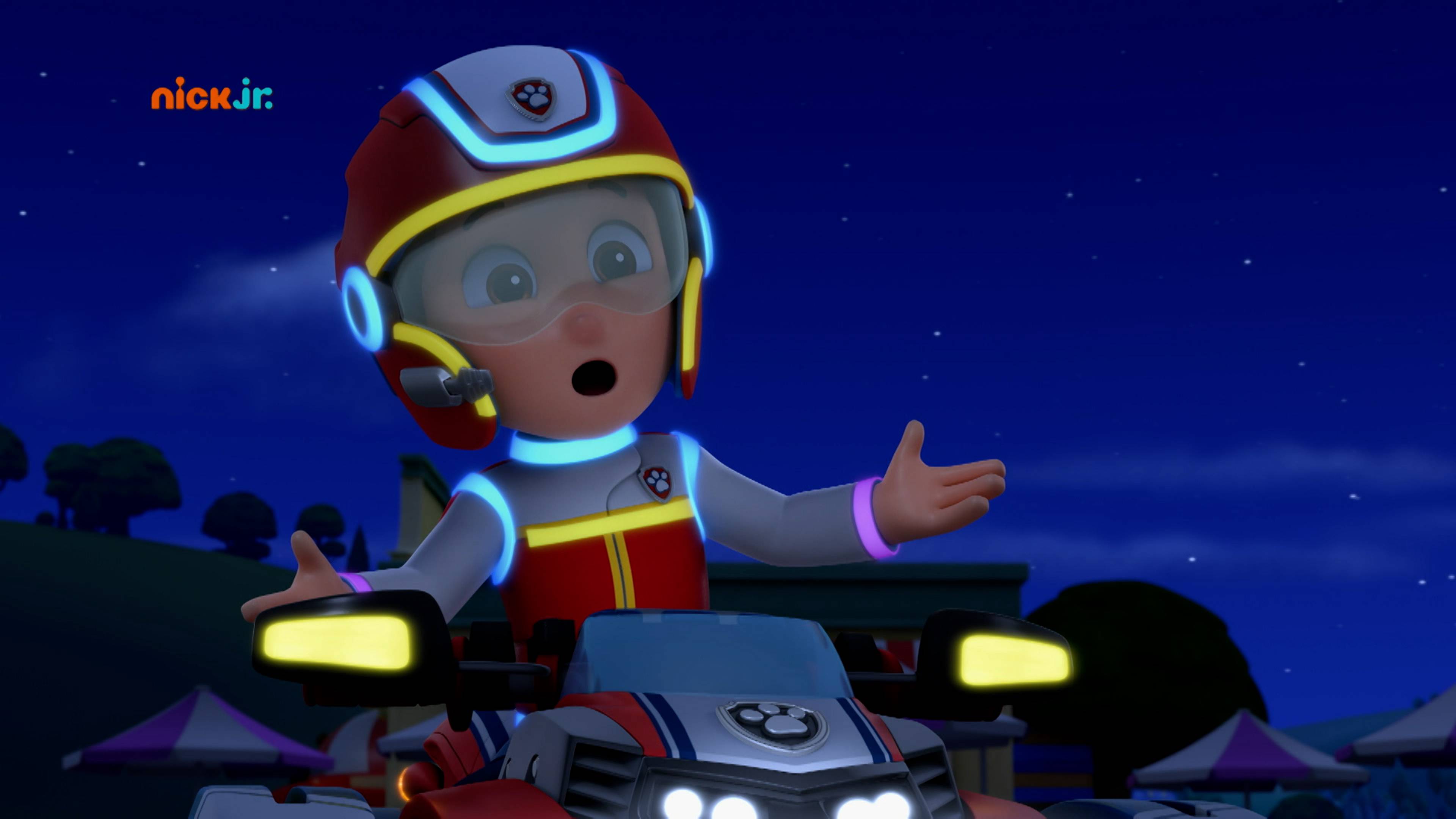 بابس فس اس اوتشي باوس/بابس سيف أ جلو-ان-ذا-دارك