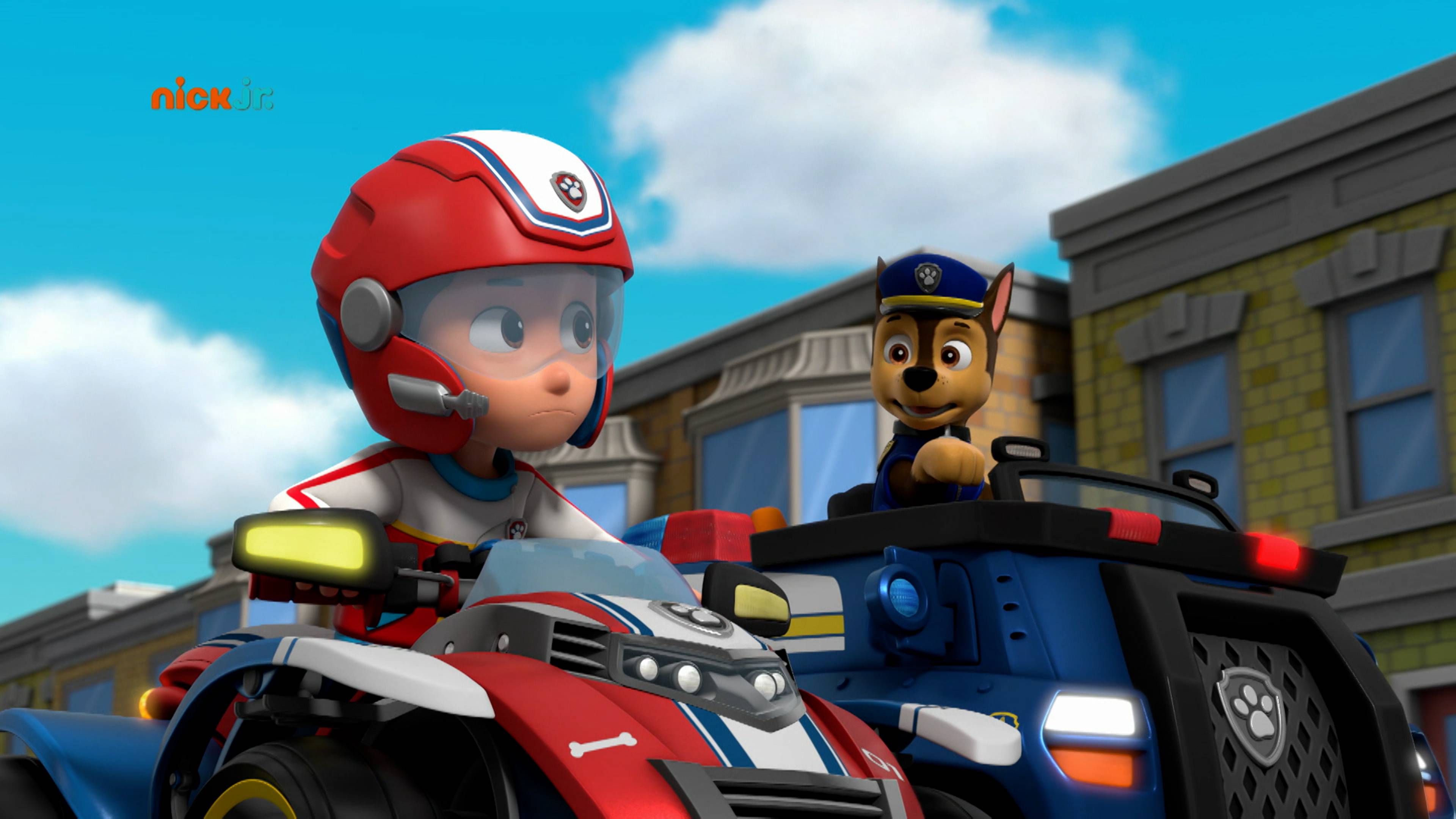 بابس سيف أ بوكس فورت/بابس سيف ترافيلن ترافيس