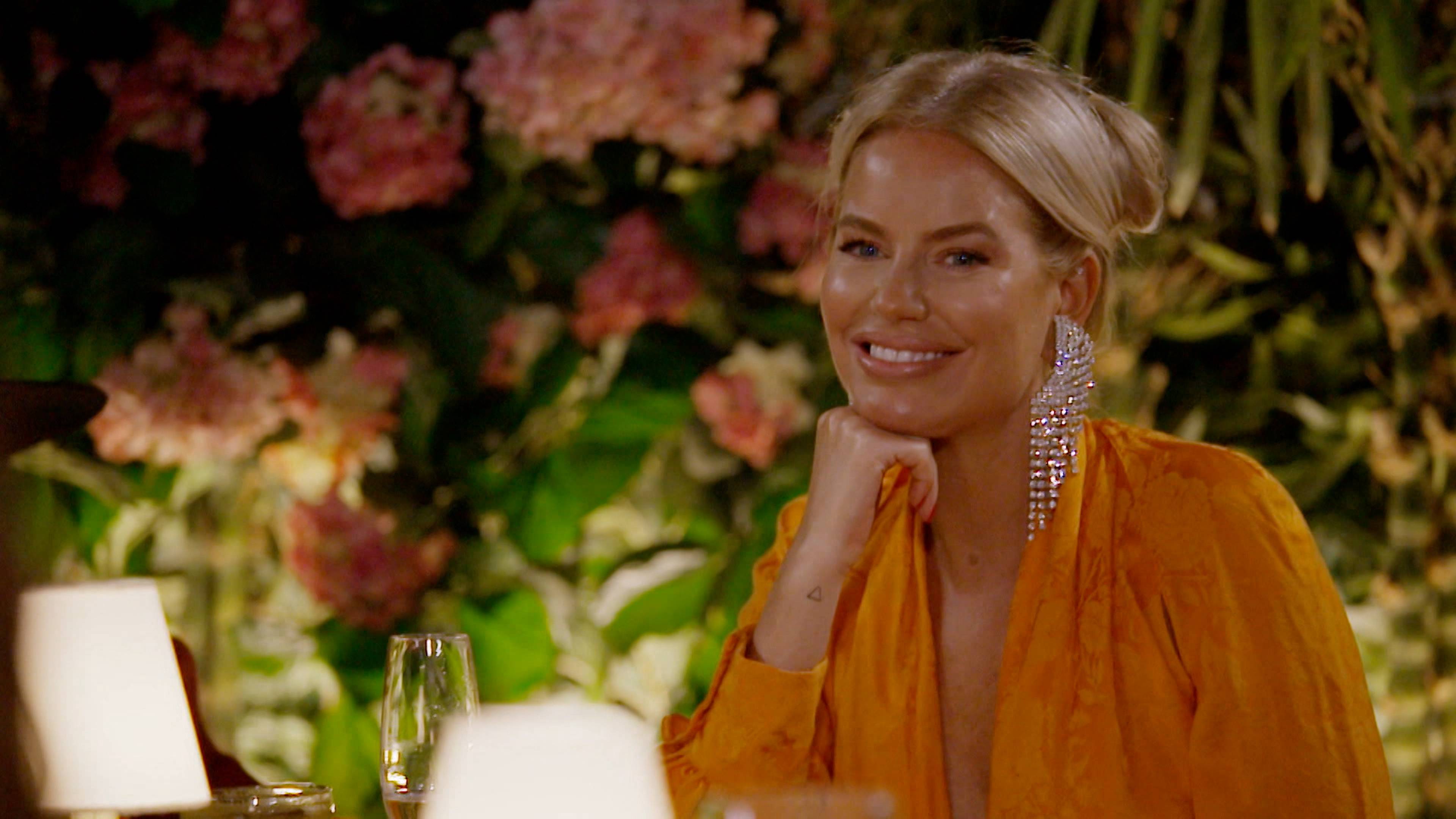 Piping Tea With a Hint of Peach