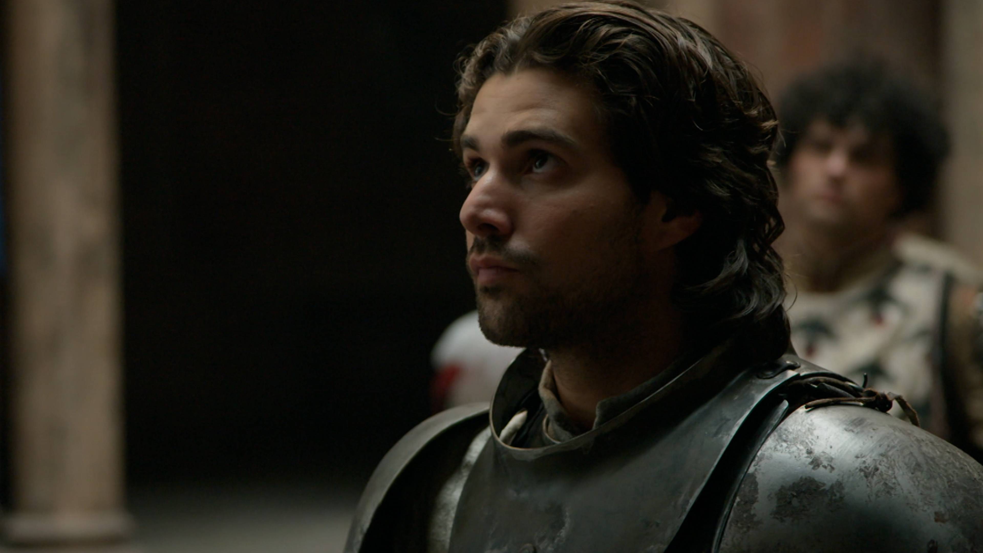 كاراكتير فيتشورات: كرستون كول