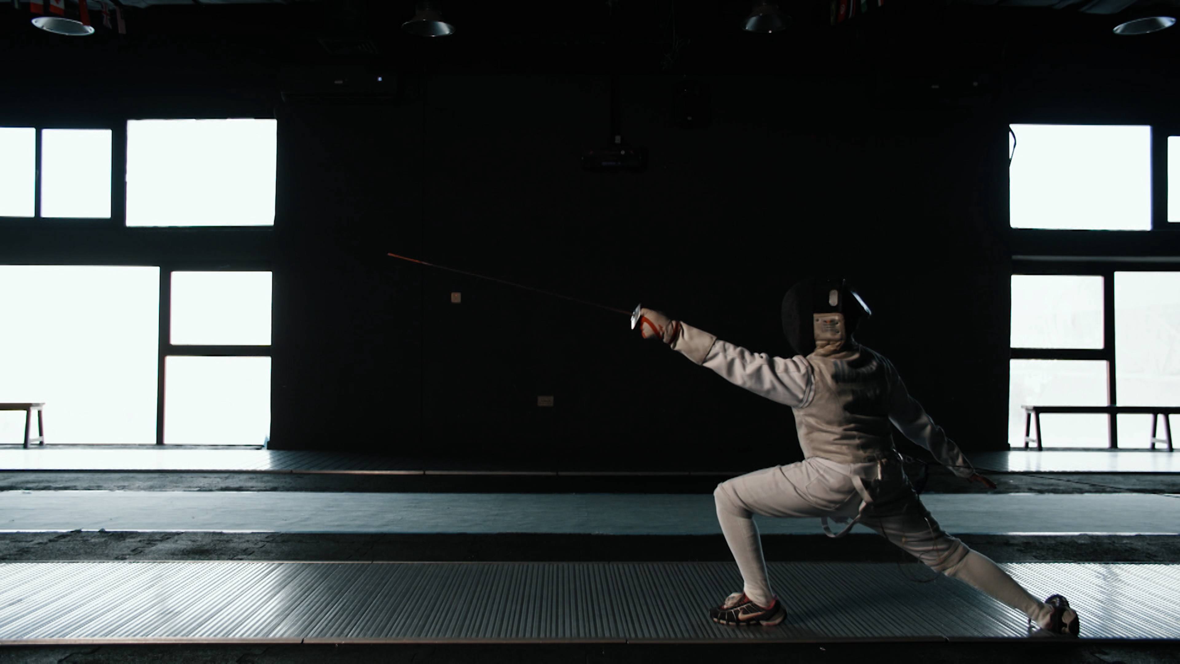 الجمباز الإيقاعي والمبارزة