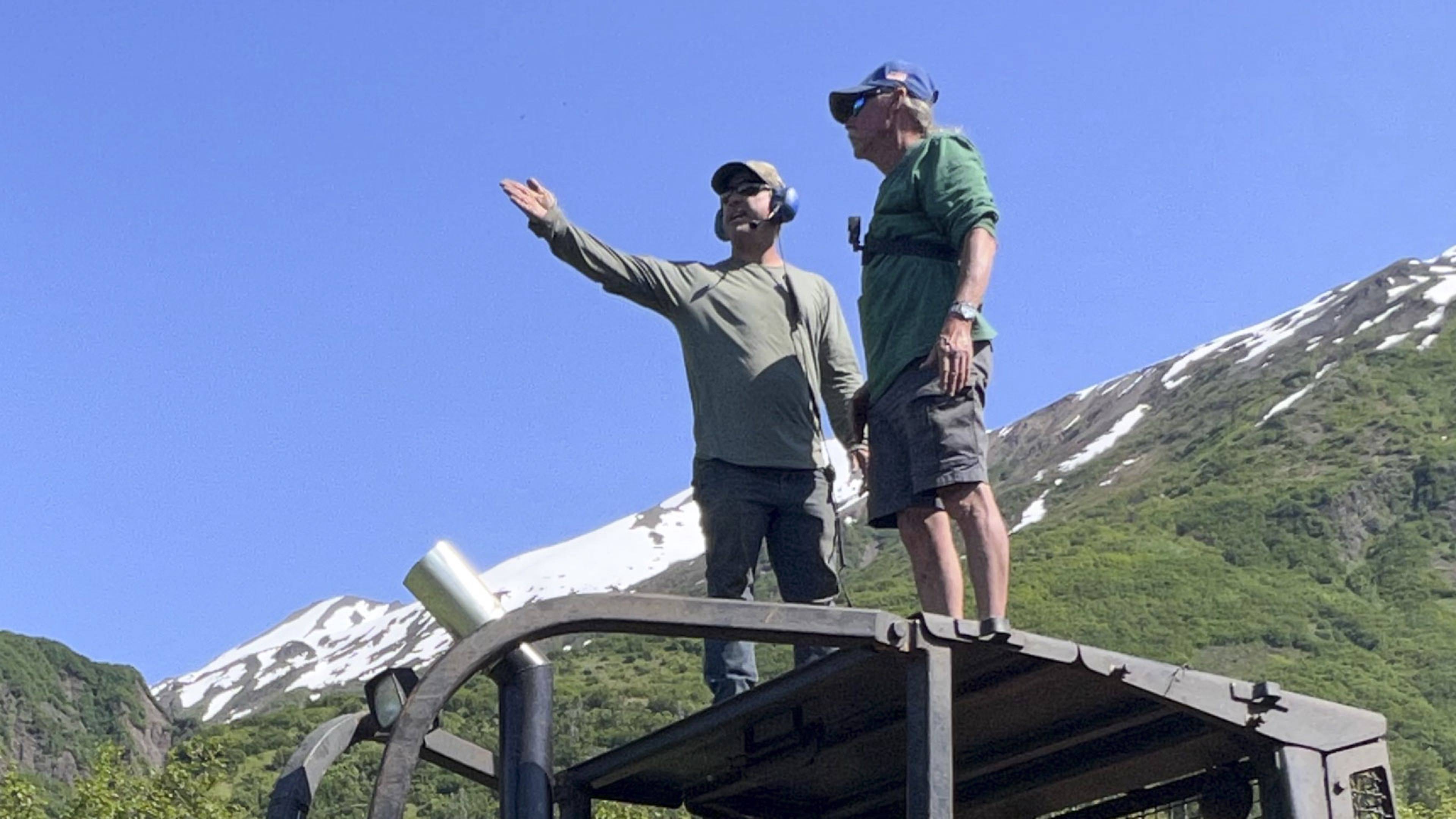 إلى المجهول