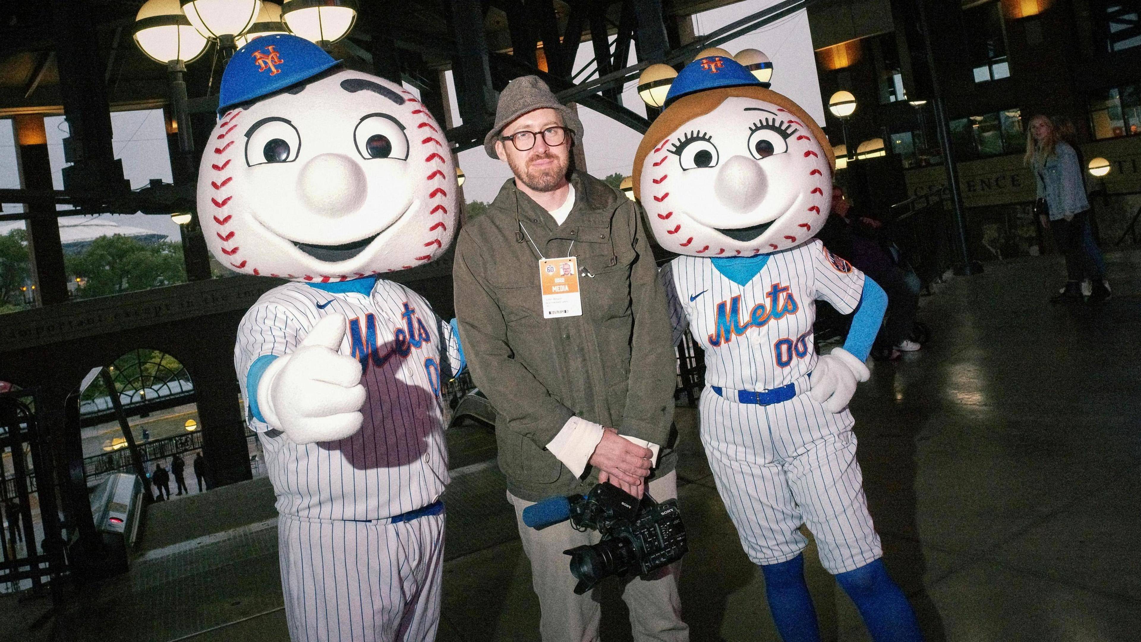 هاو تو ووتش ذا غايم