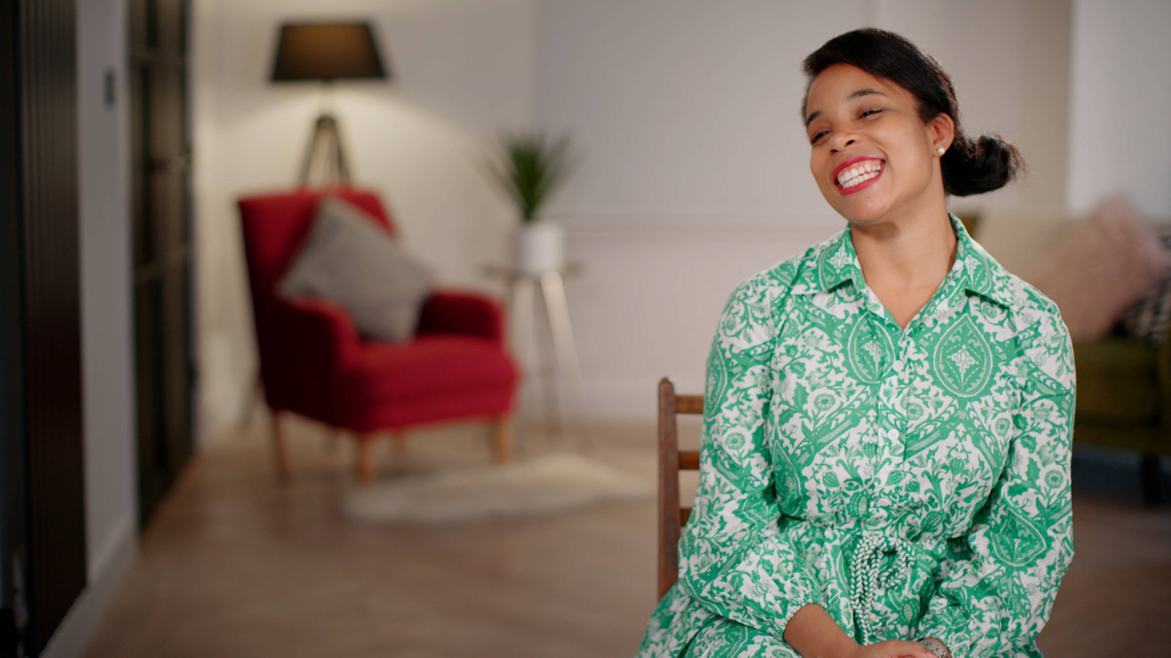 She Still Messages You