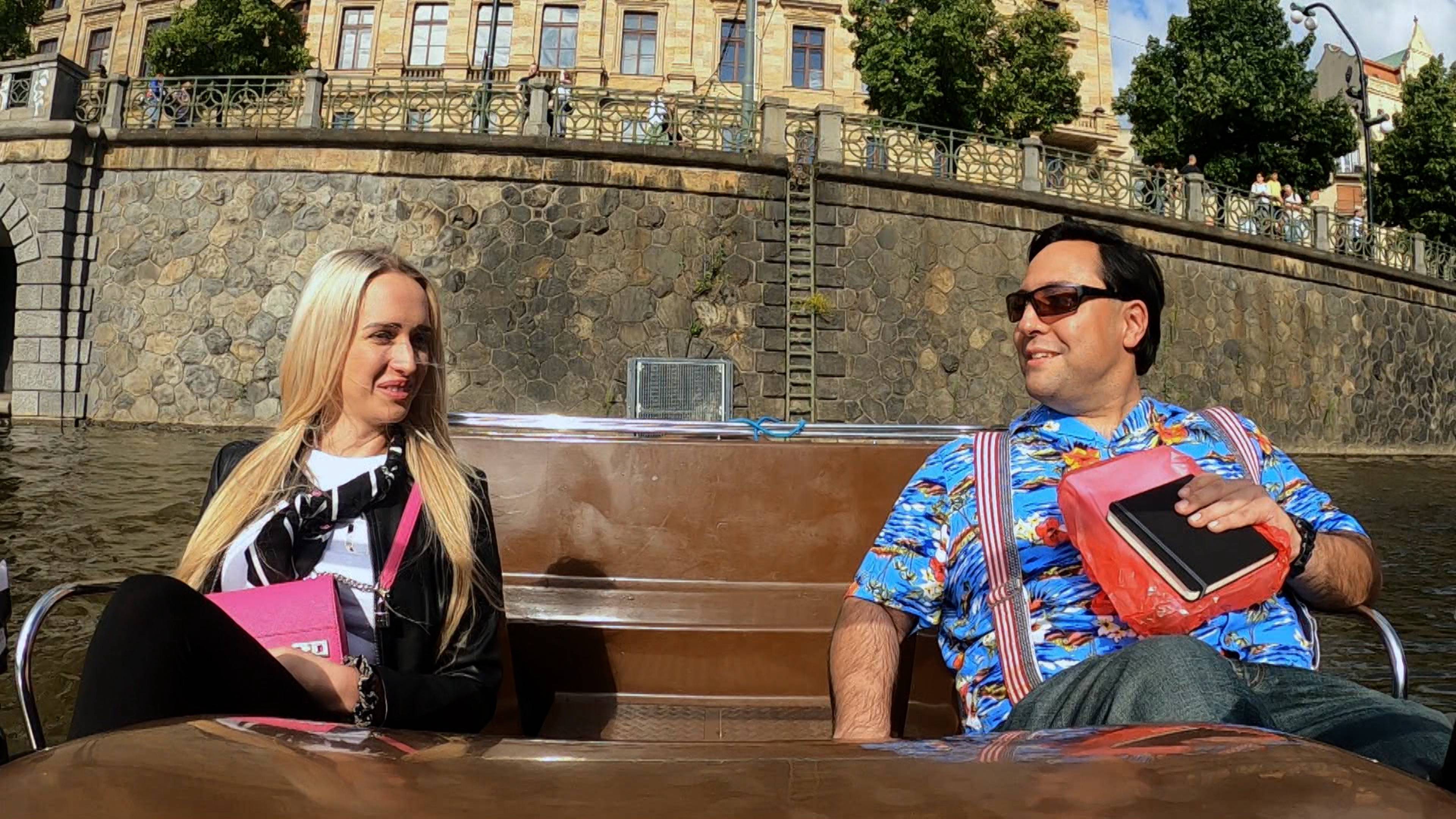 اعثر لي على شيء فريد