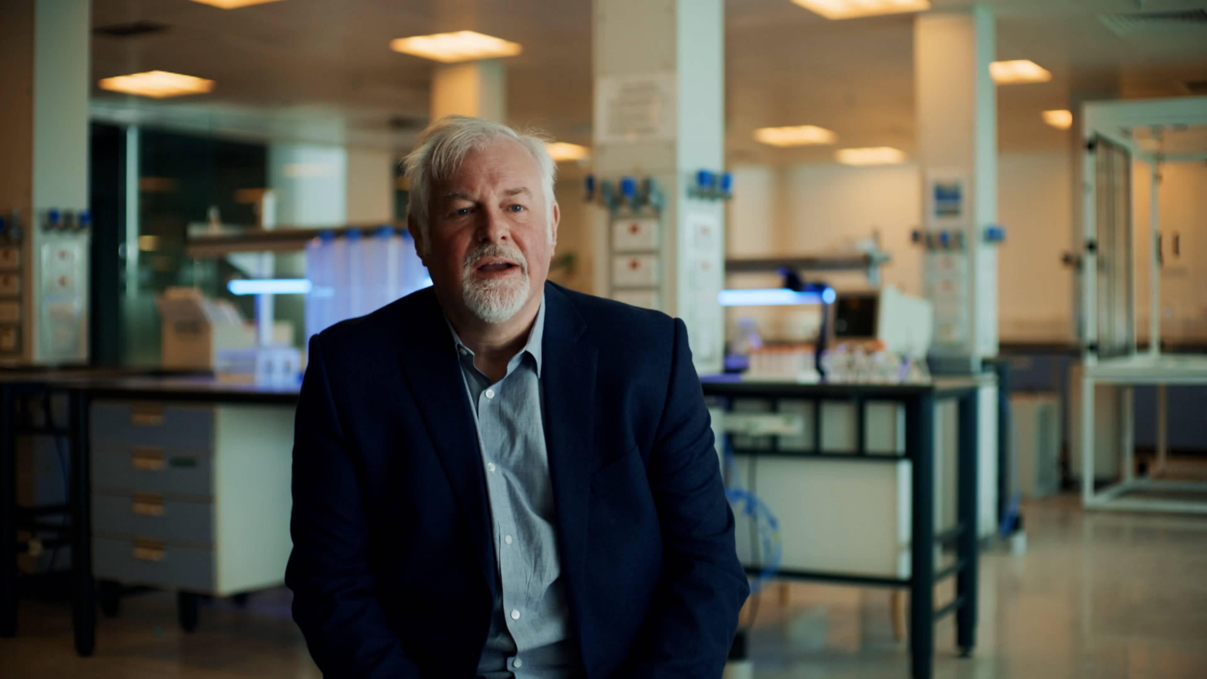 العلم الصعب