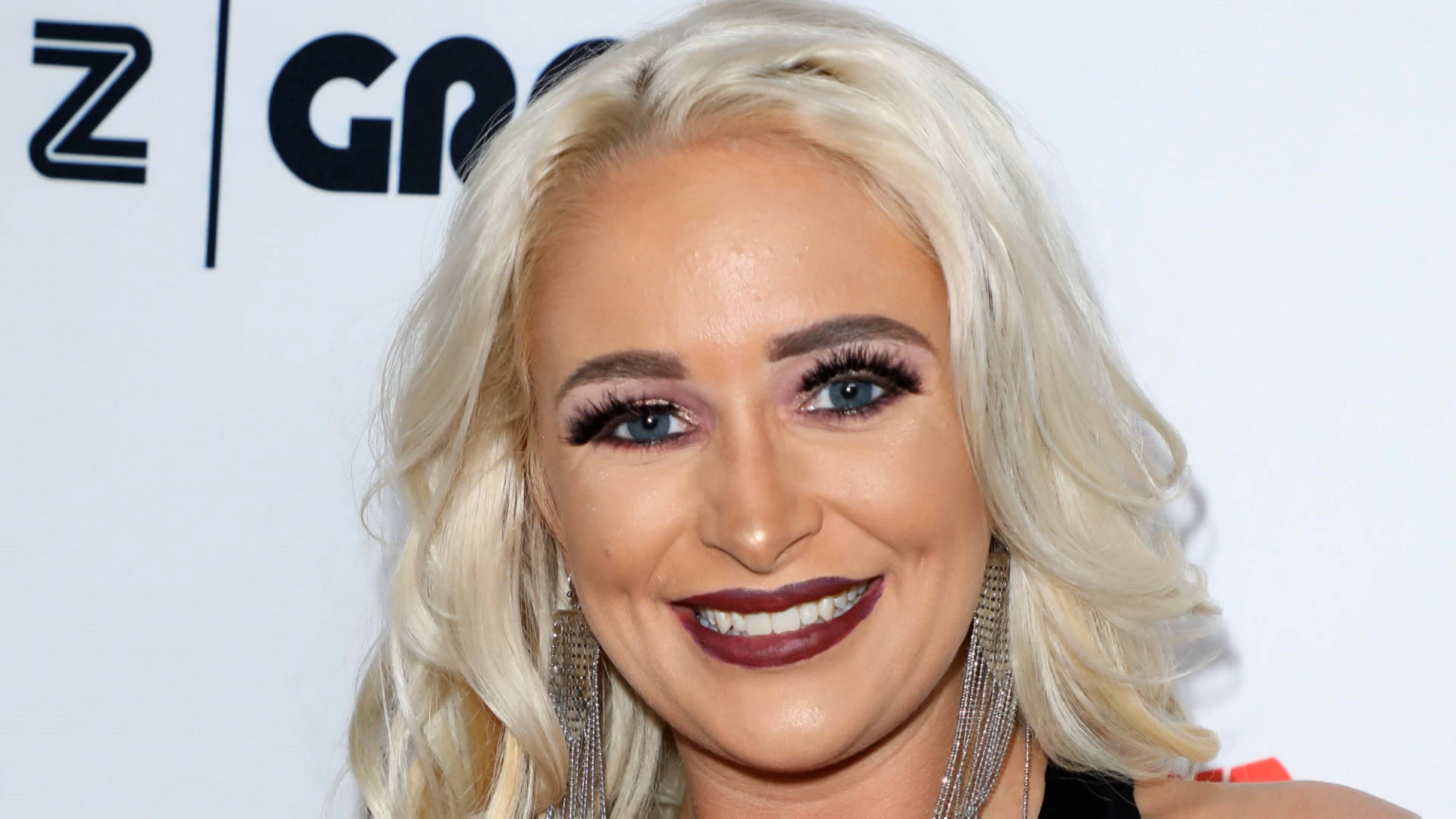 الفتاة المدللة