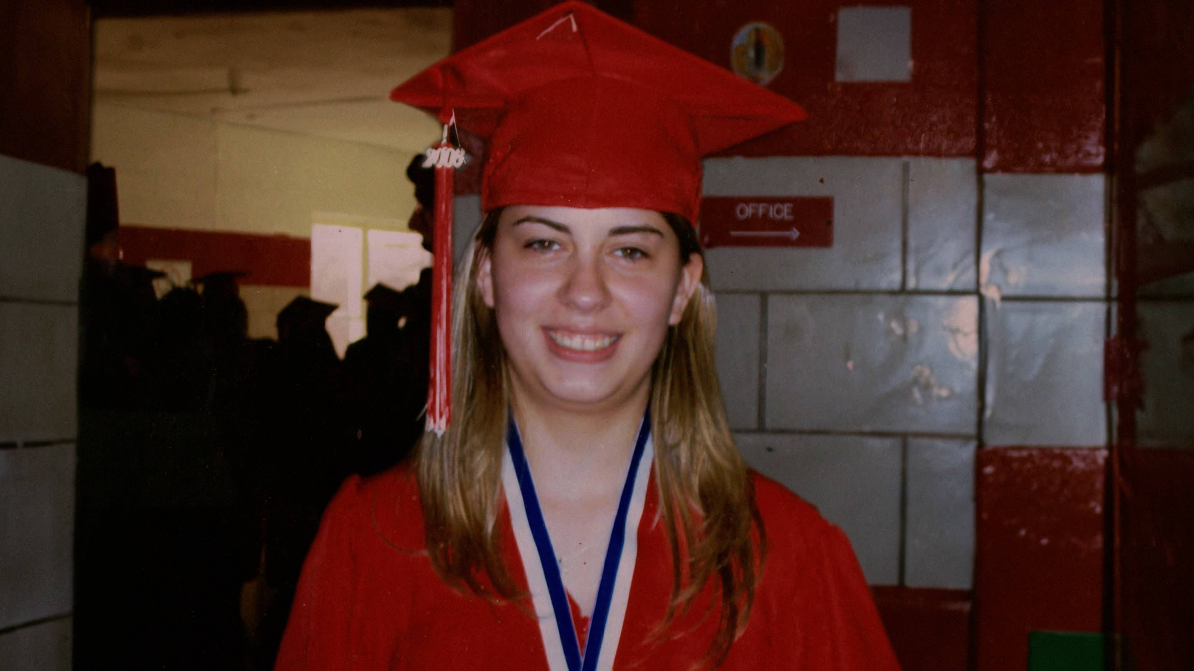 ميت في السرير