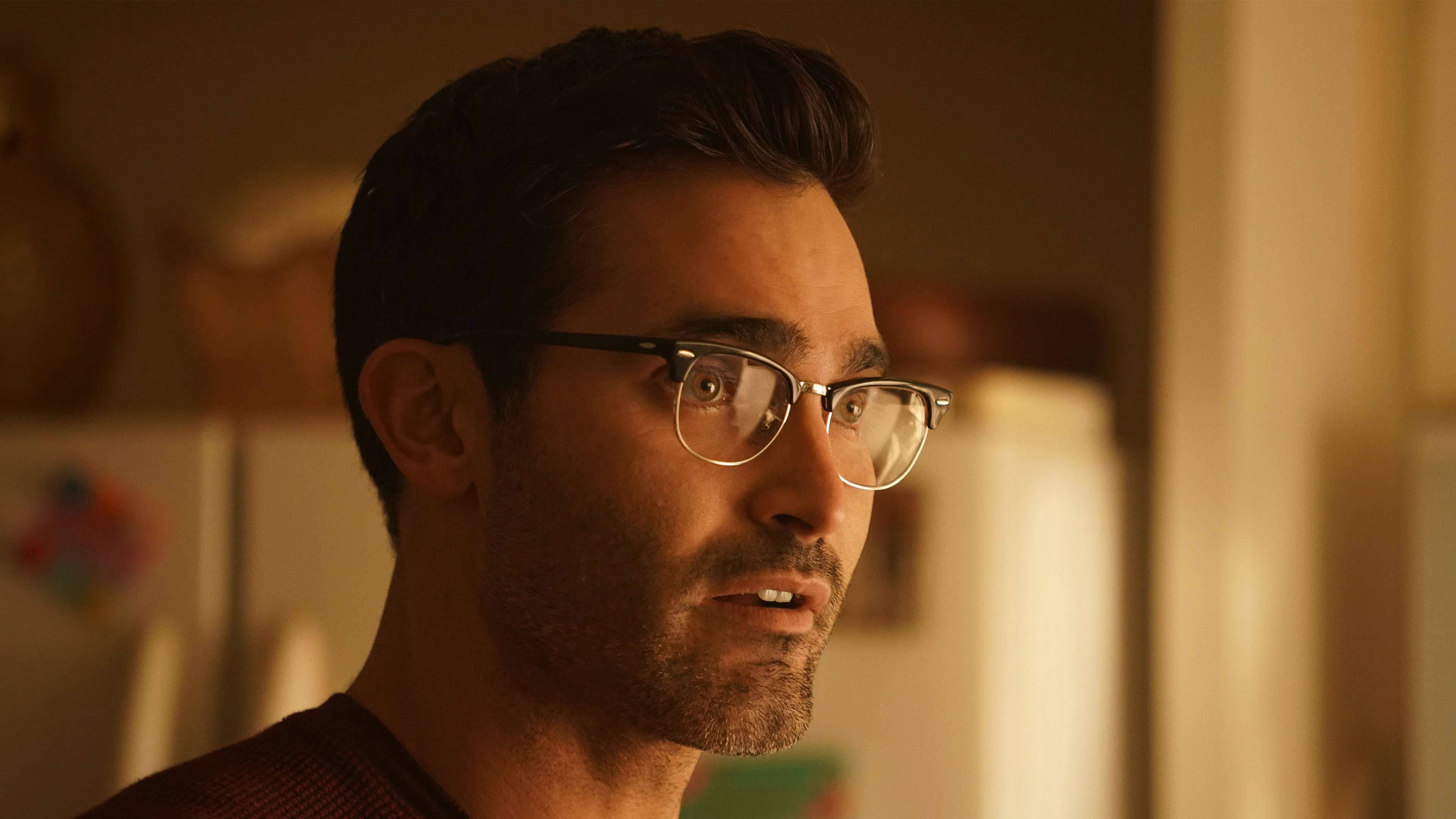 وات لايز بينيث