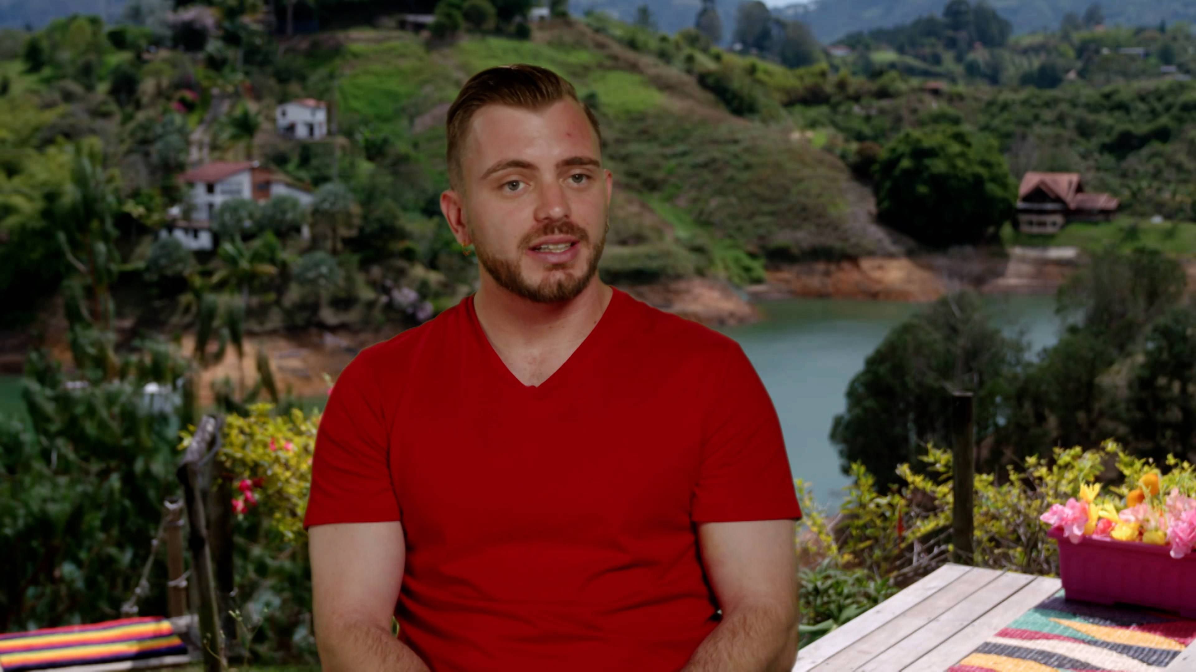 الشمس ساطعة، والجميع مستعد