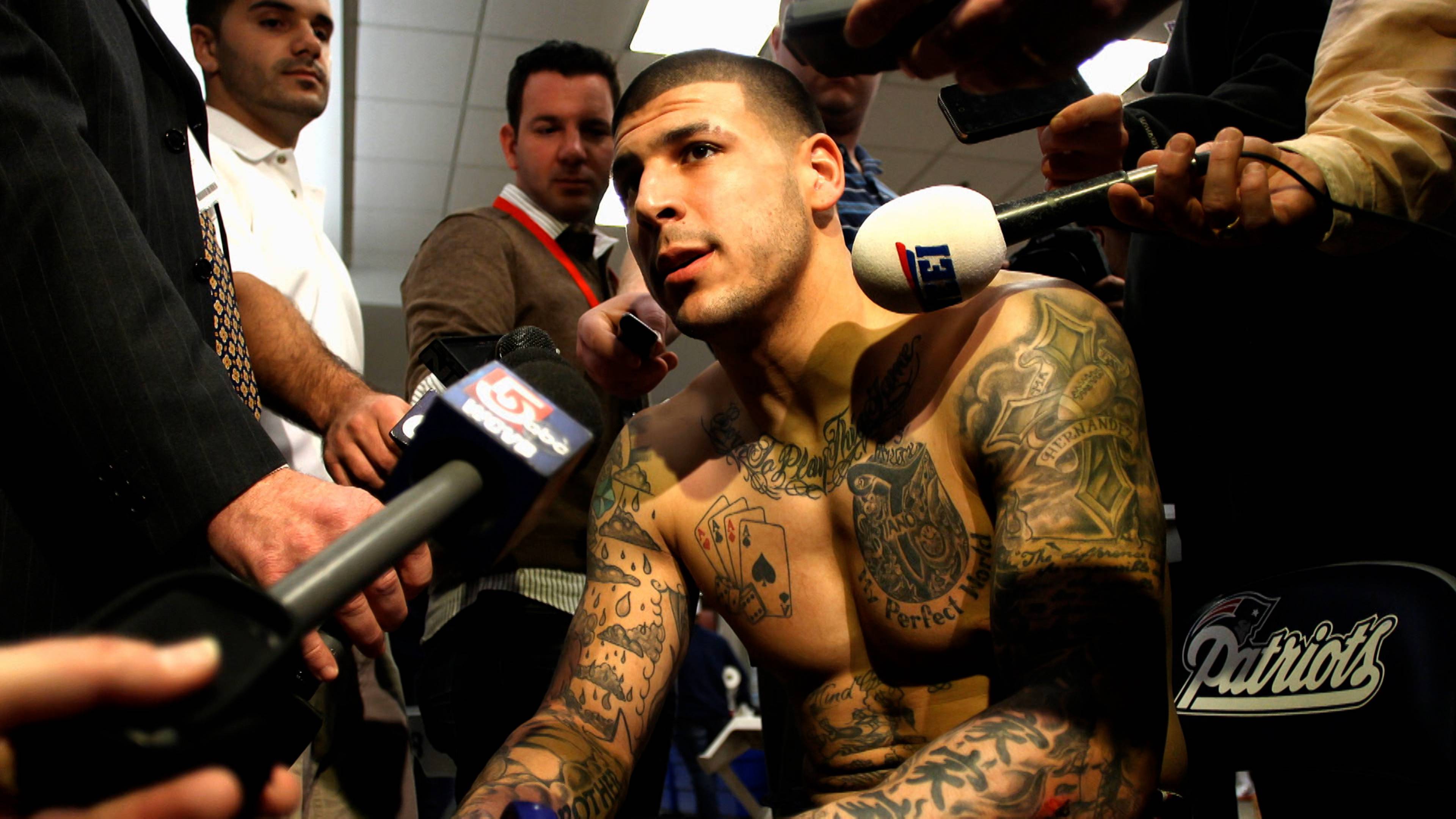 آرون هيرنانديز