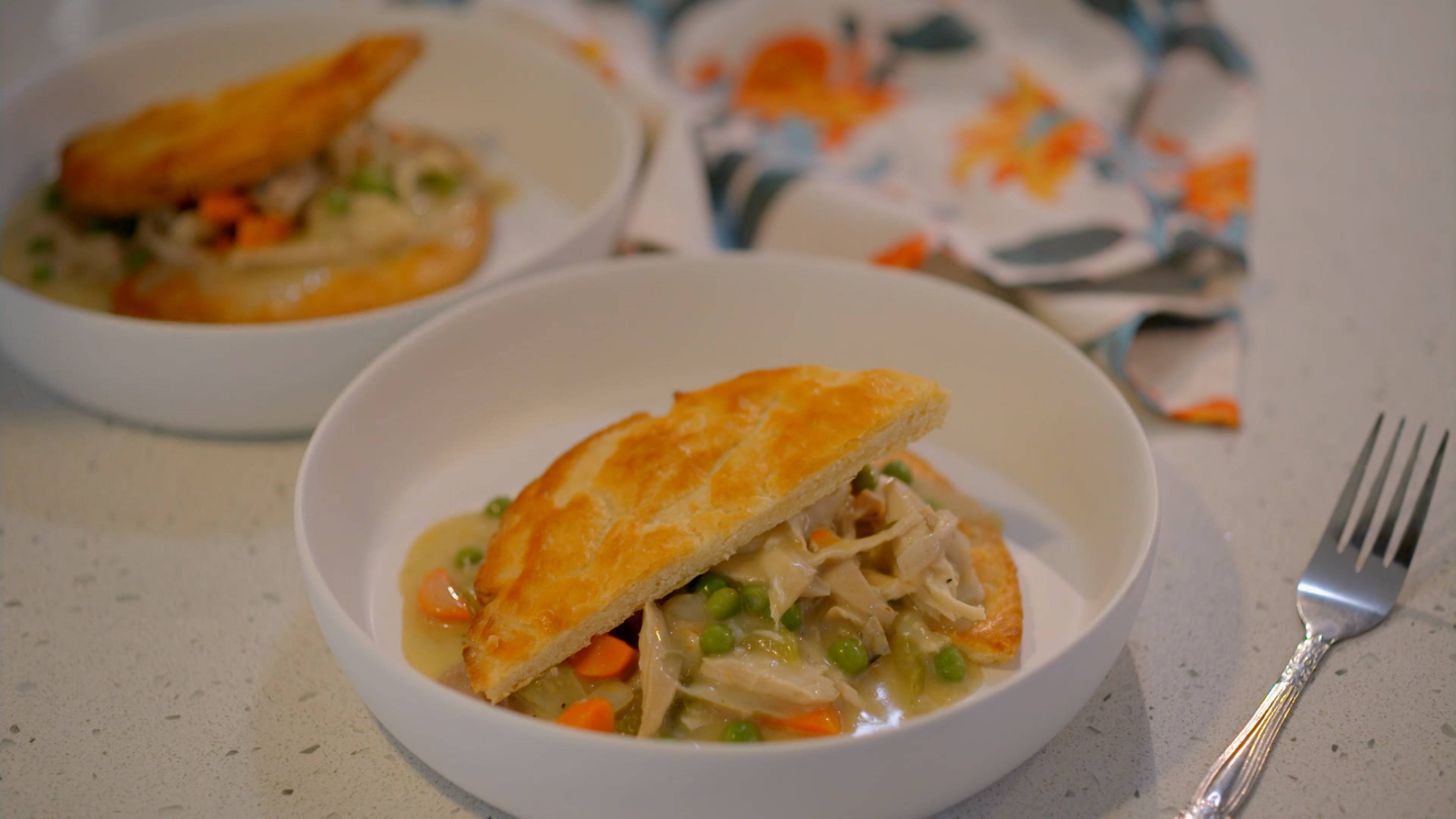 فطيرة الدجاج المخبوزة