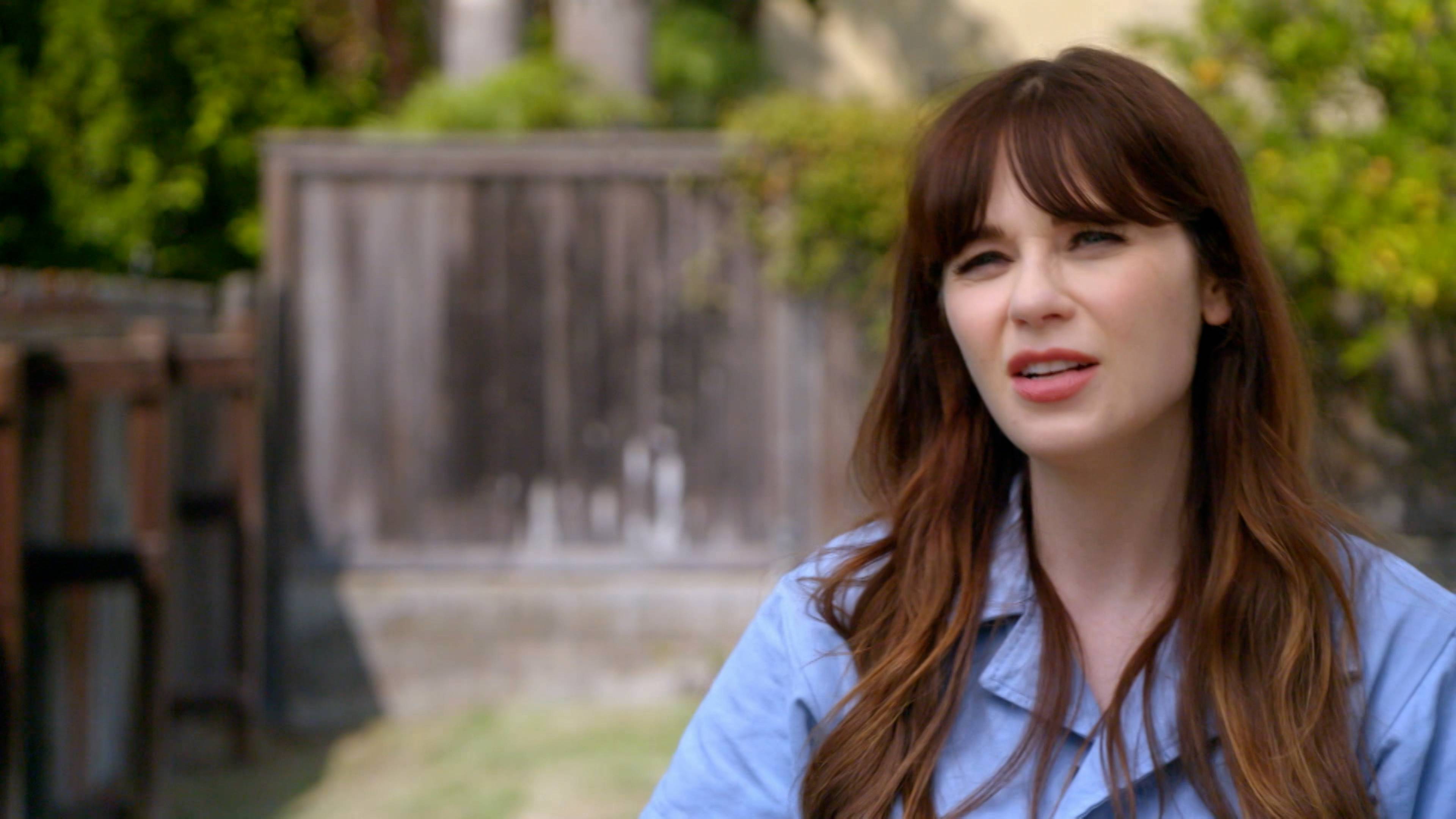 Zooey Deschanel's Stunner