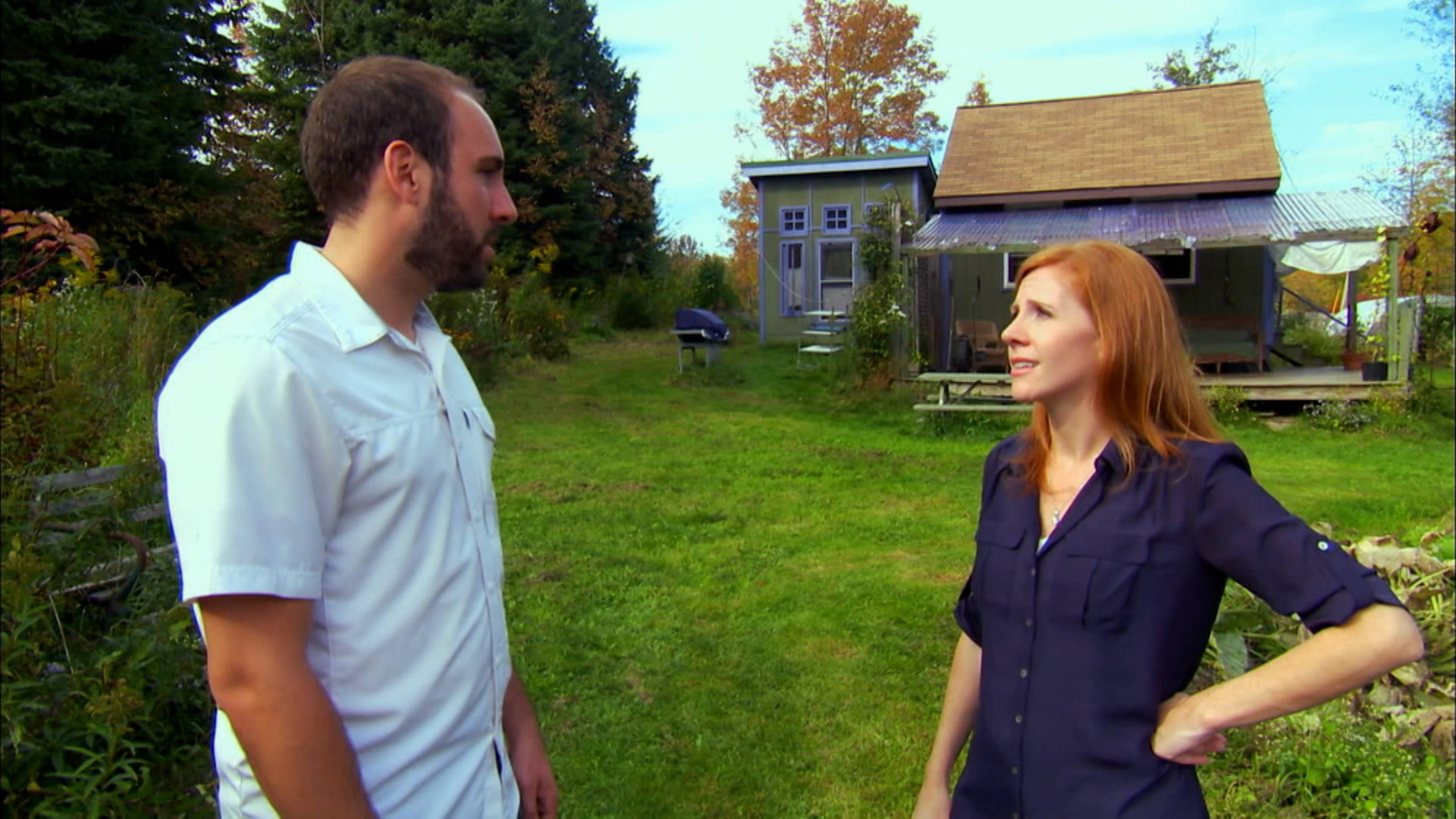 متزوجون حديثًا يبحثون عن منزل صغير