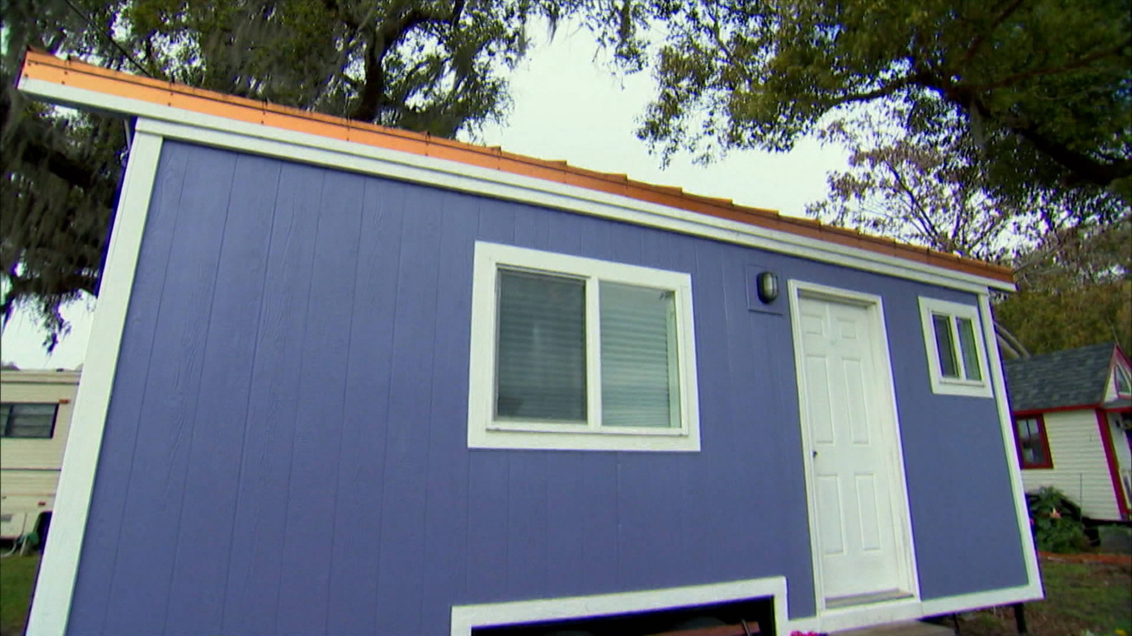 طلاب متخرجون يبحثون عن منزل